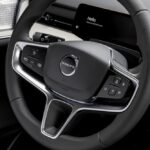 فولفو-ex90-المربع-نت-9