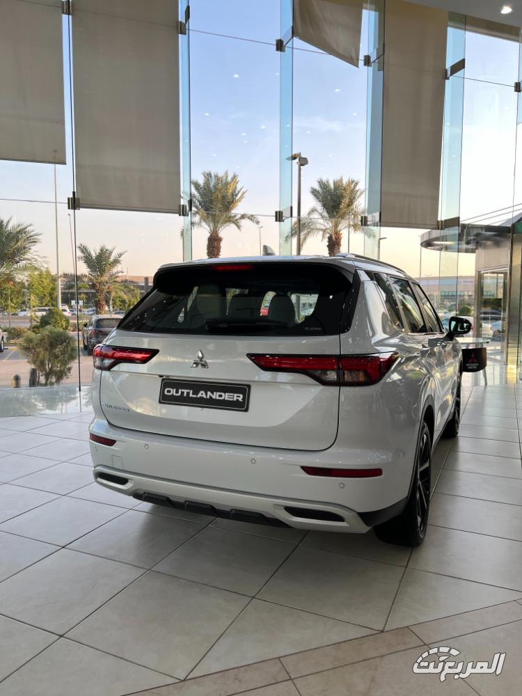 ميتسوبيشي-اوتلاندر-المربع-نت-8
