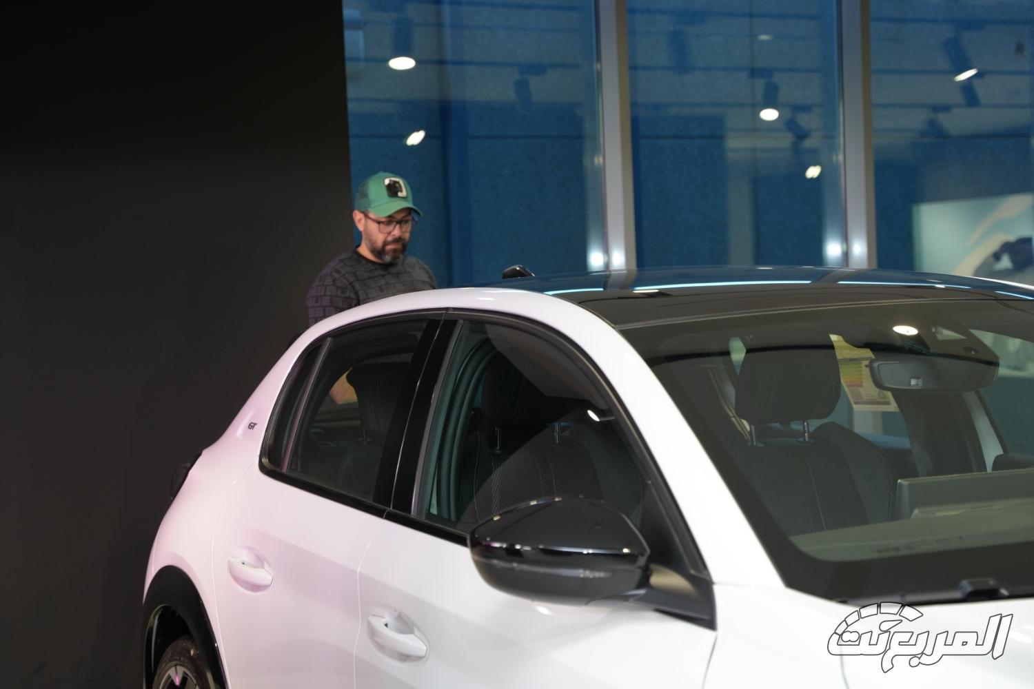 افتتاح فرع المجدوعي بيجو وسيتروين الثاني في الرياض افتتاح فرع المجدوعي بيجو وسيتروين الثاني في الرياض 38