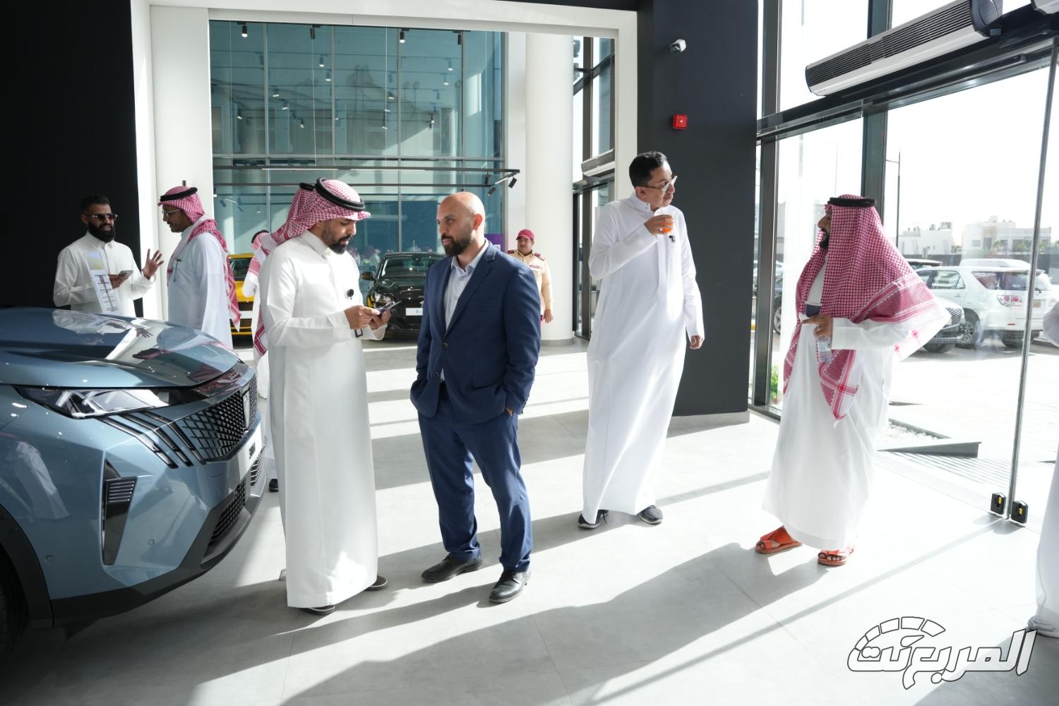 افتتاح فرع المجدوعي بيجو وسيتروين الثاني في الرياض افتتاح فرع المجدوعي بيجو وسيتروين الثاني في الرياض 43