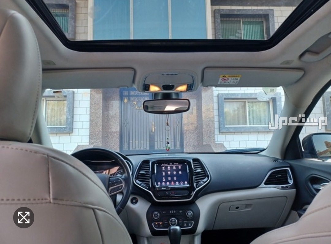 جيب شيروكي 2019 للبيع مستعملة في السعودية إليك الأسعار مع أبرز المواصفات جيب شيروكي 2019 للبيع مستعملة في السعودية إليك الأسعار مع أبرز المواصفات