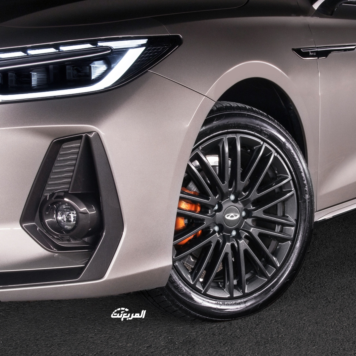 صور شيري أريزو 8 2025 .. لمسات فاخرة وتصميم يجذب الأنظار صور شيري اريزو 8 2025 26