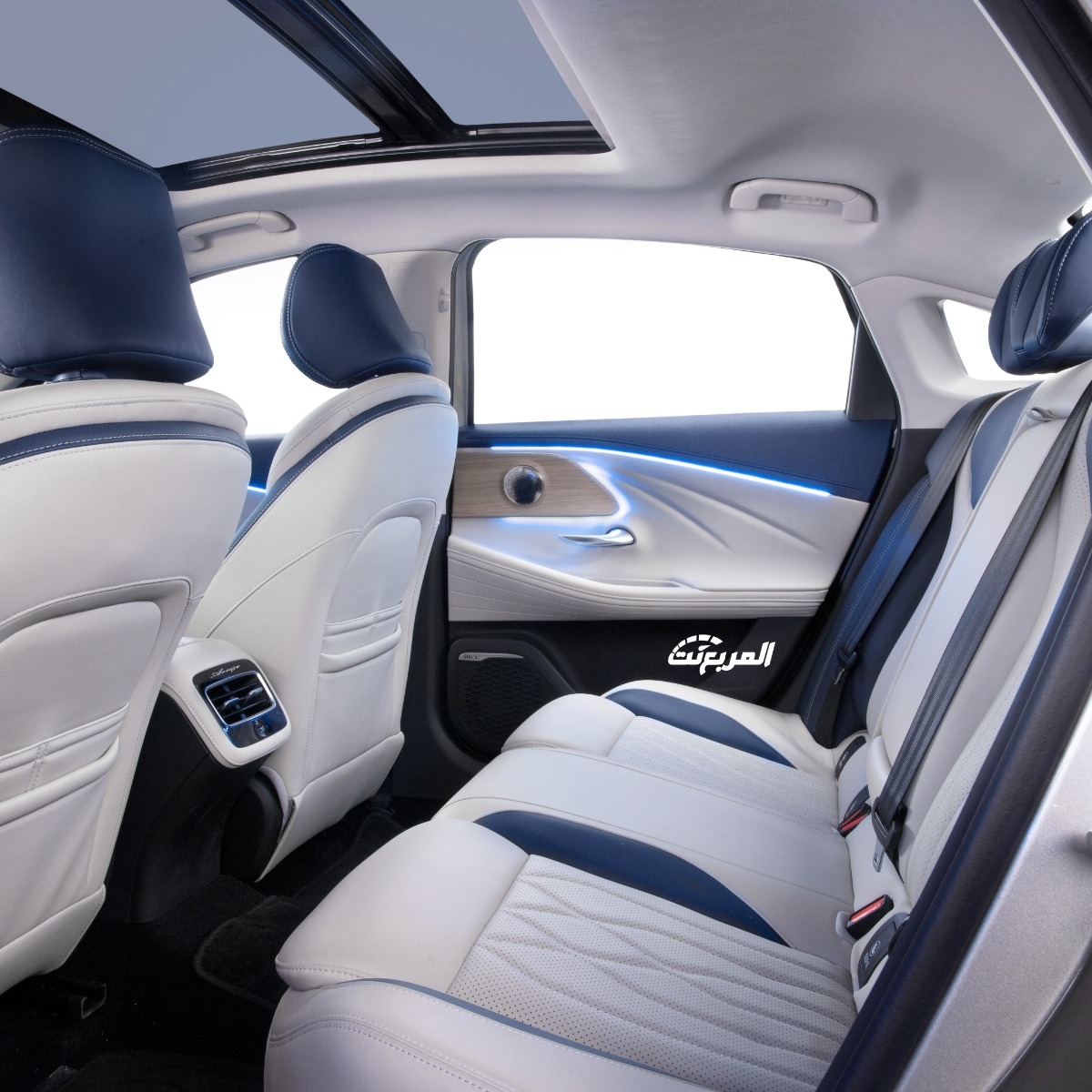 شيري أريزو 8 2025 سيدان راقية تجمع بين الأداء والتقنيات المتقدمة شيري اريزو 8 2025 29