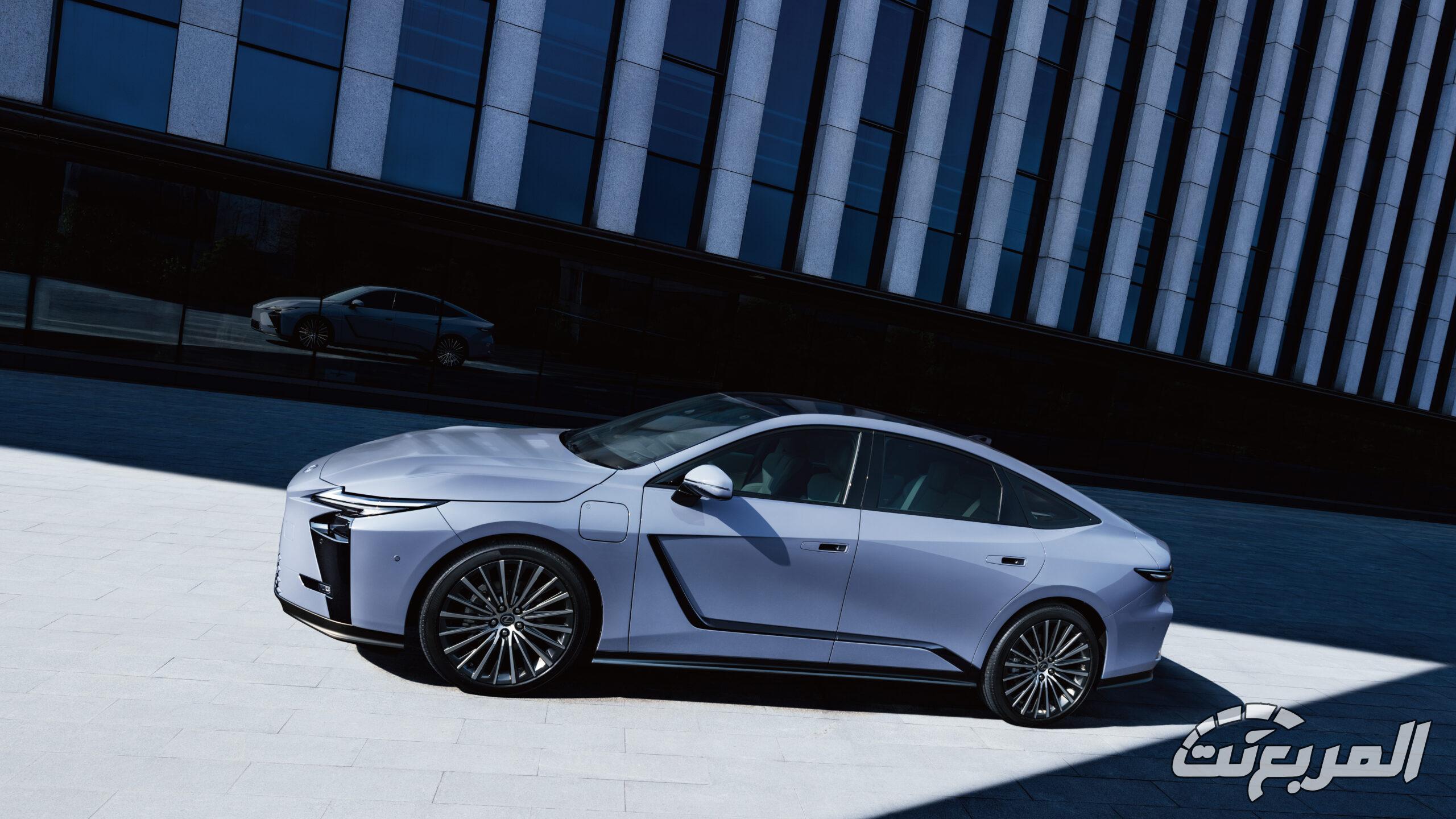 لكزس ES موديل 2026 الجديدة إليك كافة تجهيزات الجيل الثامن مع اختيارات المحركات "بالصور" لكزس ES موديل 2026 الجديدة إليك كافة تجهيزات الجيل الثامن بالصور