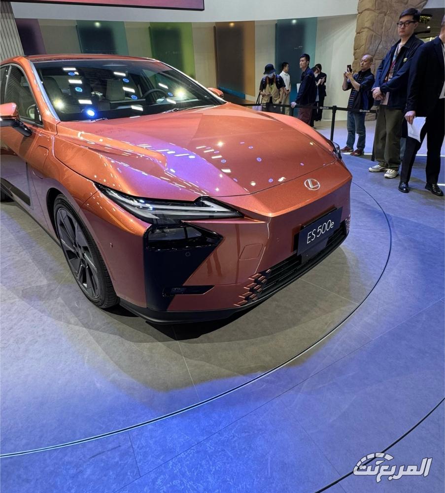 أداء لكزس ES 2026 مقارنة بالجيل السابع.. وش اختلف؟ أداء لكزس ES 2026 مقارنة بالجيل السابع.. وش اختلف؟ 1