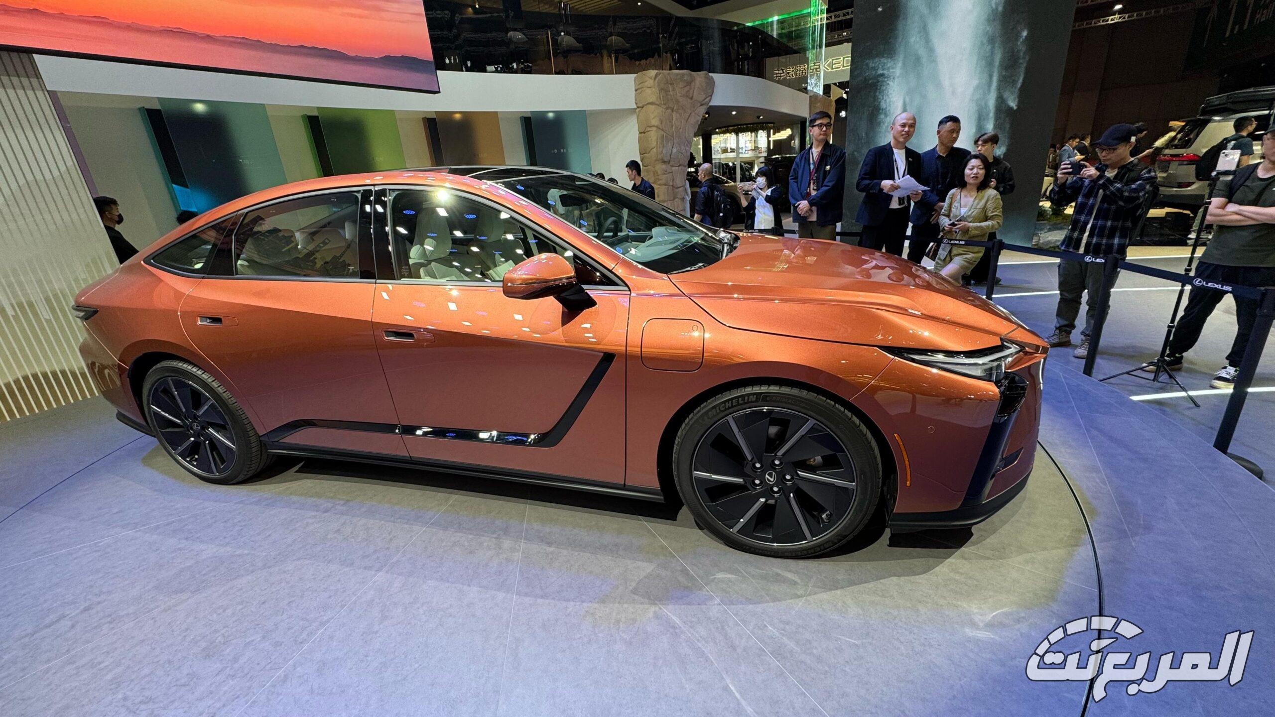 أداء لكزس ES 2026 مقارنة بالجيل السابع.. وش اختلف؟ أداء لكزس ES 2026 مقارنة بالجيل السابع.. وش اختلف؟ 22