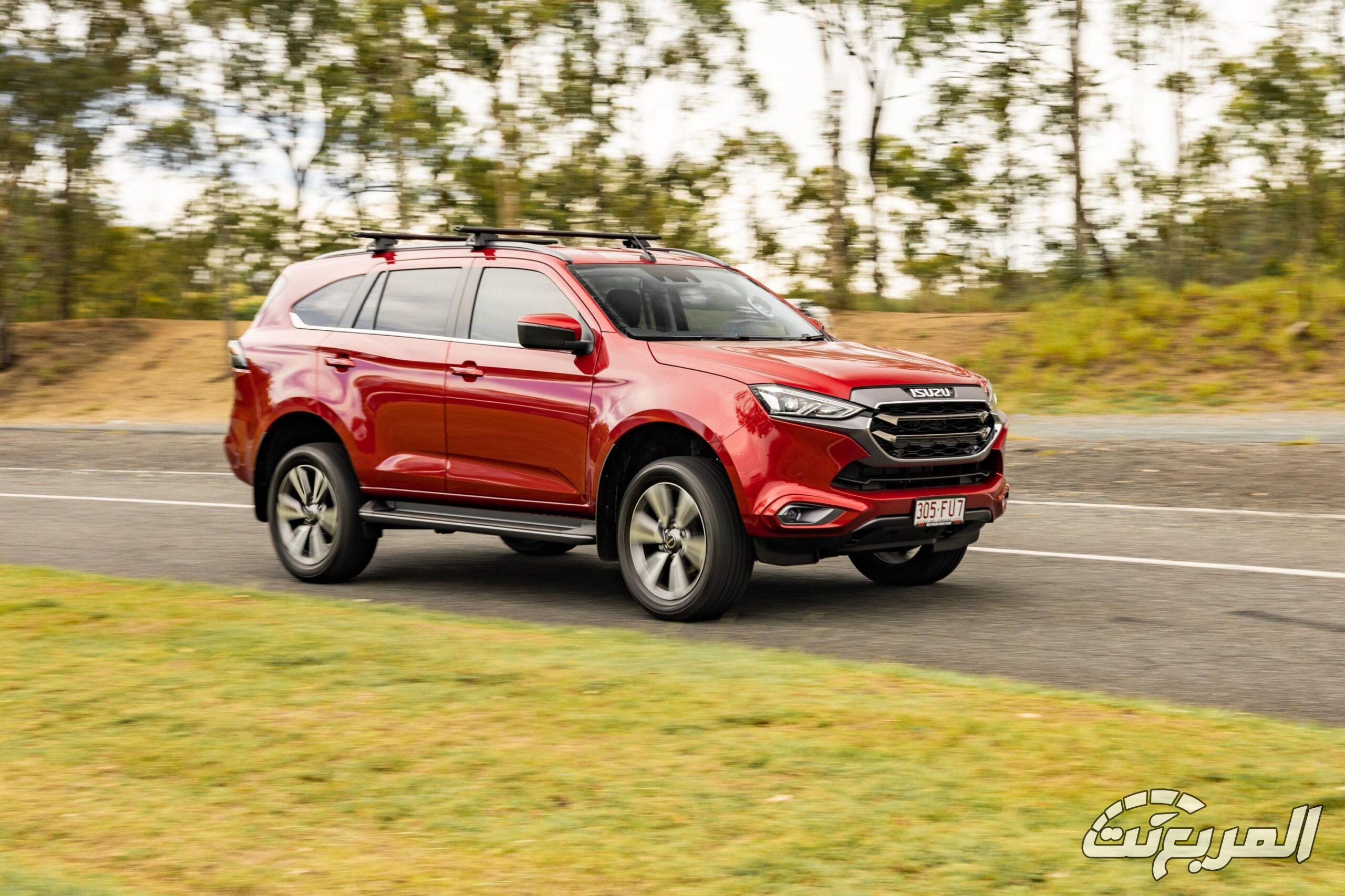 صور ايسوزو MUX 2025 وألوان الجيب اليابانية لدى وكيلها صور ايسوزو MUX 2025 وألوان الجيب اليابانية لدى وكيلها 2