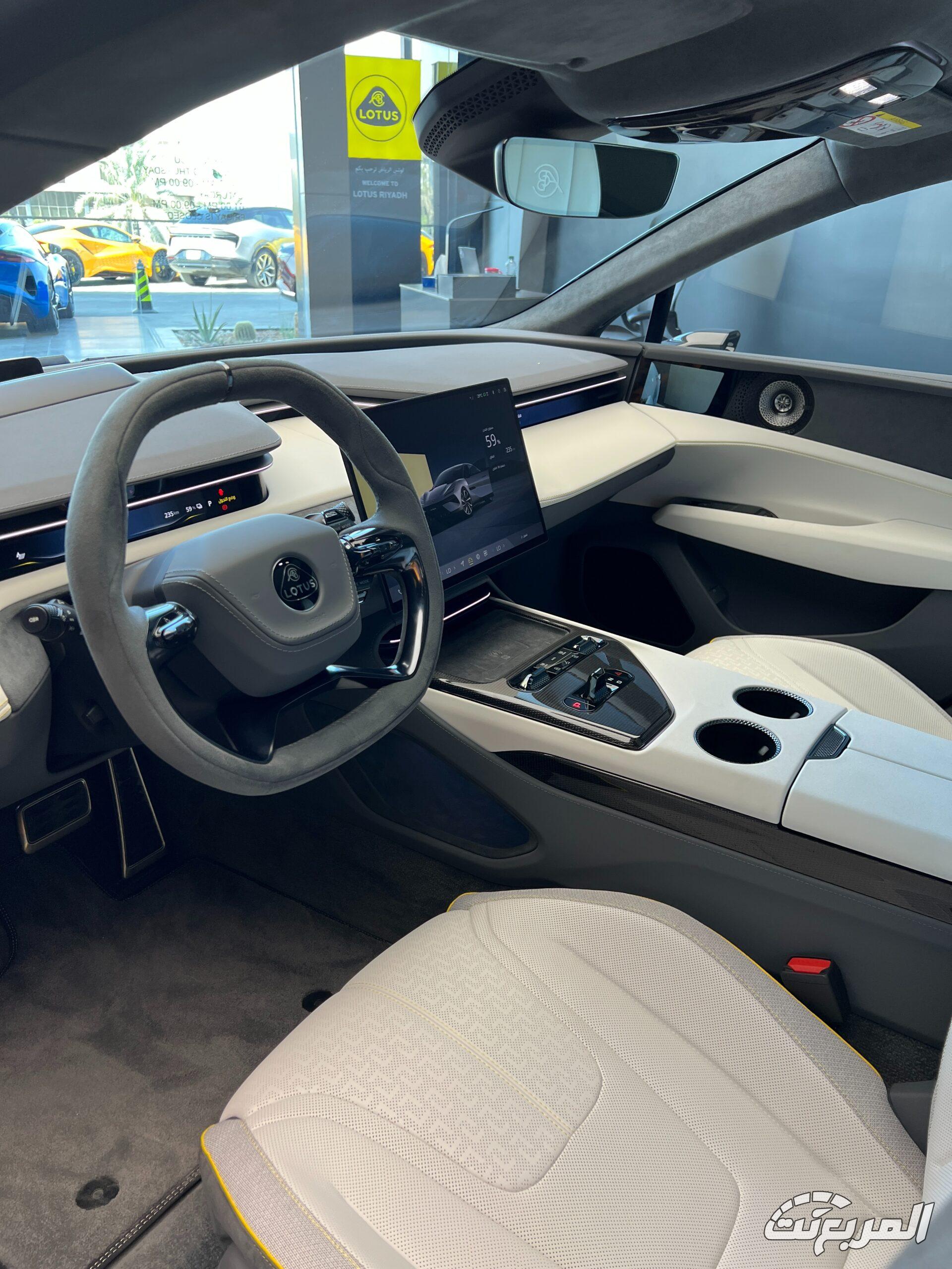 لوتس ايميا 2025 ميزات غريبة وغير تقليدية تجعلها سيارة فريدة لوتس ايميا 2025 ميزات غريبة وغير تقليدية تجعلها سيارة فريدة 6