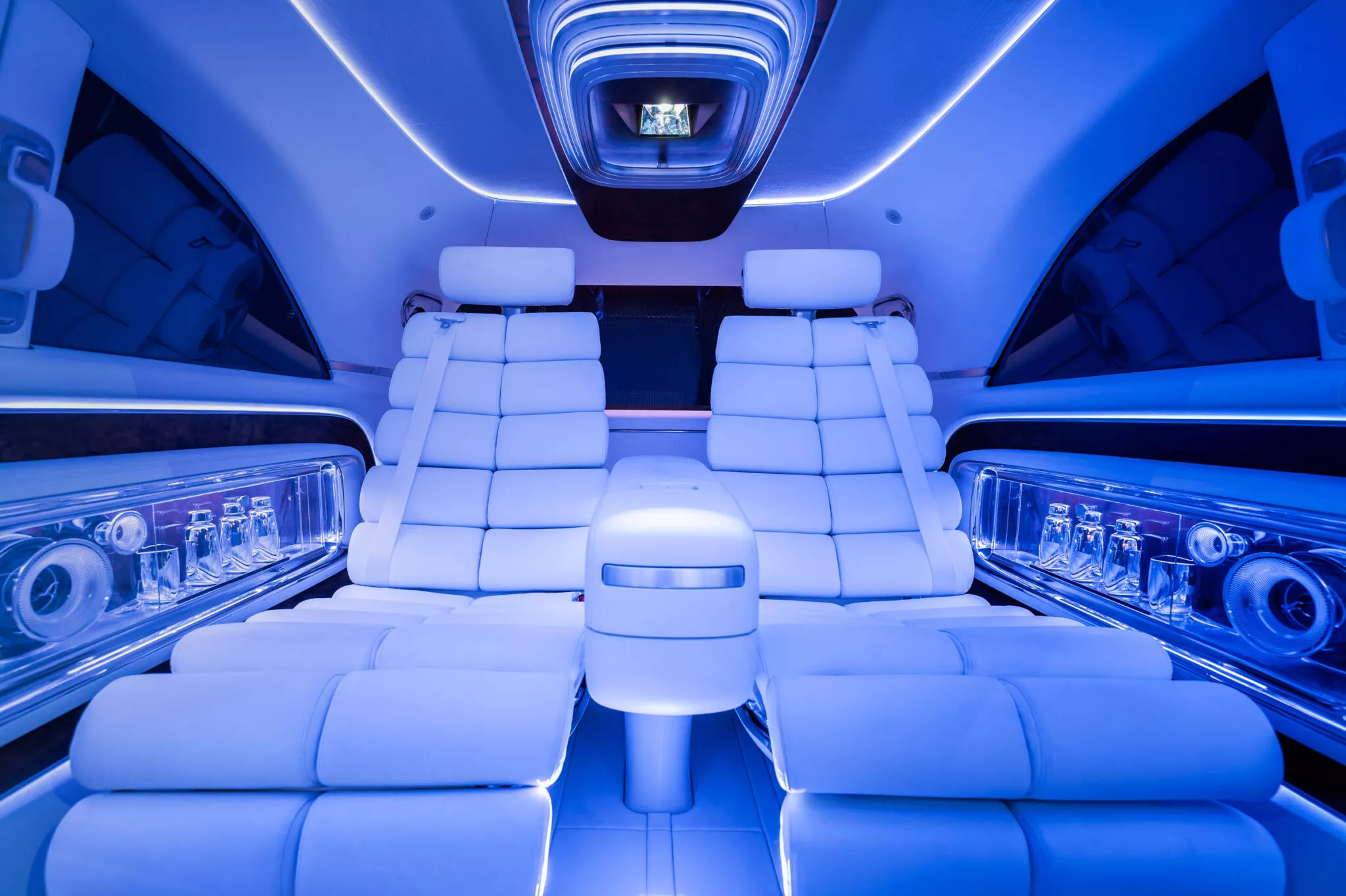 أبرز الإطلاقات من معرض شانغهاي للسيارات 2025: ثورة السيارات الكهربائية والهجينة أبرز الإطلاقات من معرض شانغهاي للسيارات 2025: ثورة السيارات الكهربائية والهجينة 38