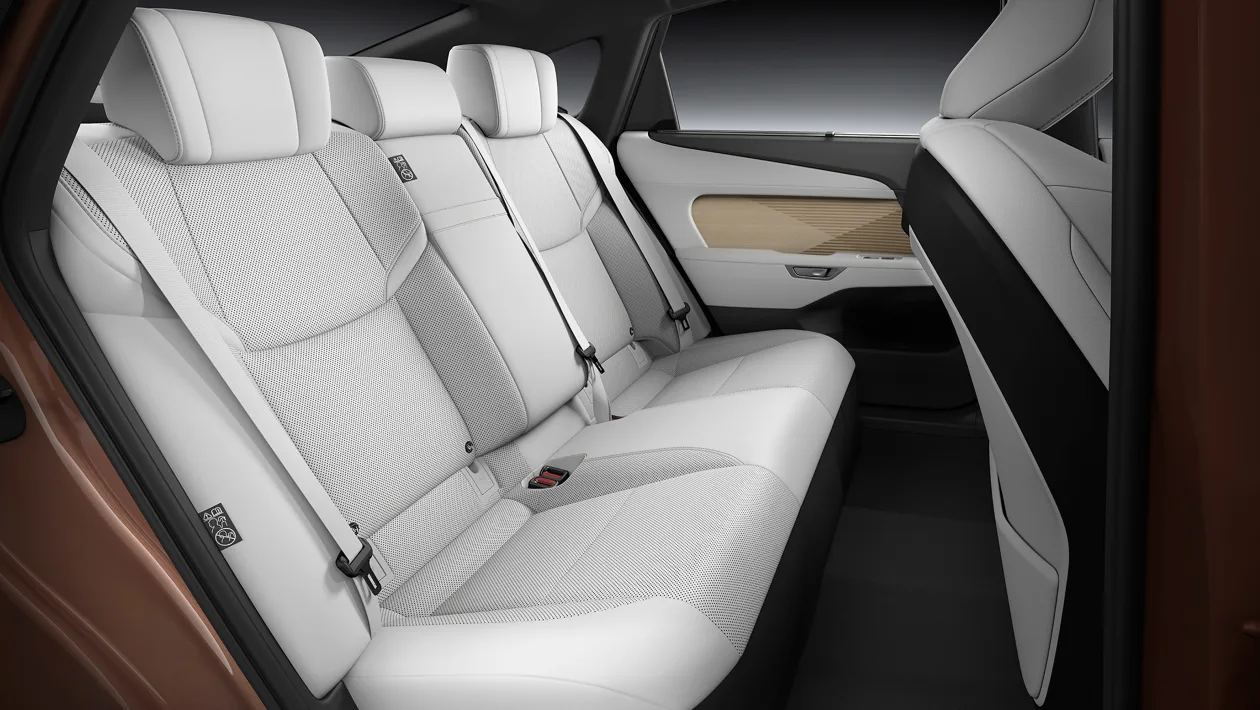 لكزس ES 2026 الجيل الثامن الجديد كلياً يظهر لأول مرة عالمياً بتحديثات شاملة للتصميم والتقنيات والأداء "مواصفات وصور" لكزس ES 2026 الجيل الثامن الجديد كلياً يظهر لأول مرة عالمياً بتحديثات شاملة للتصميم والتقنيات والأداء "مواصفات وصور" 35