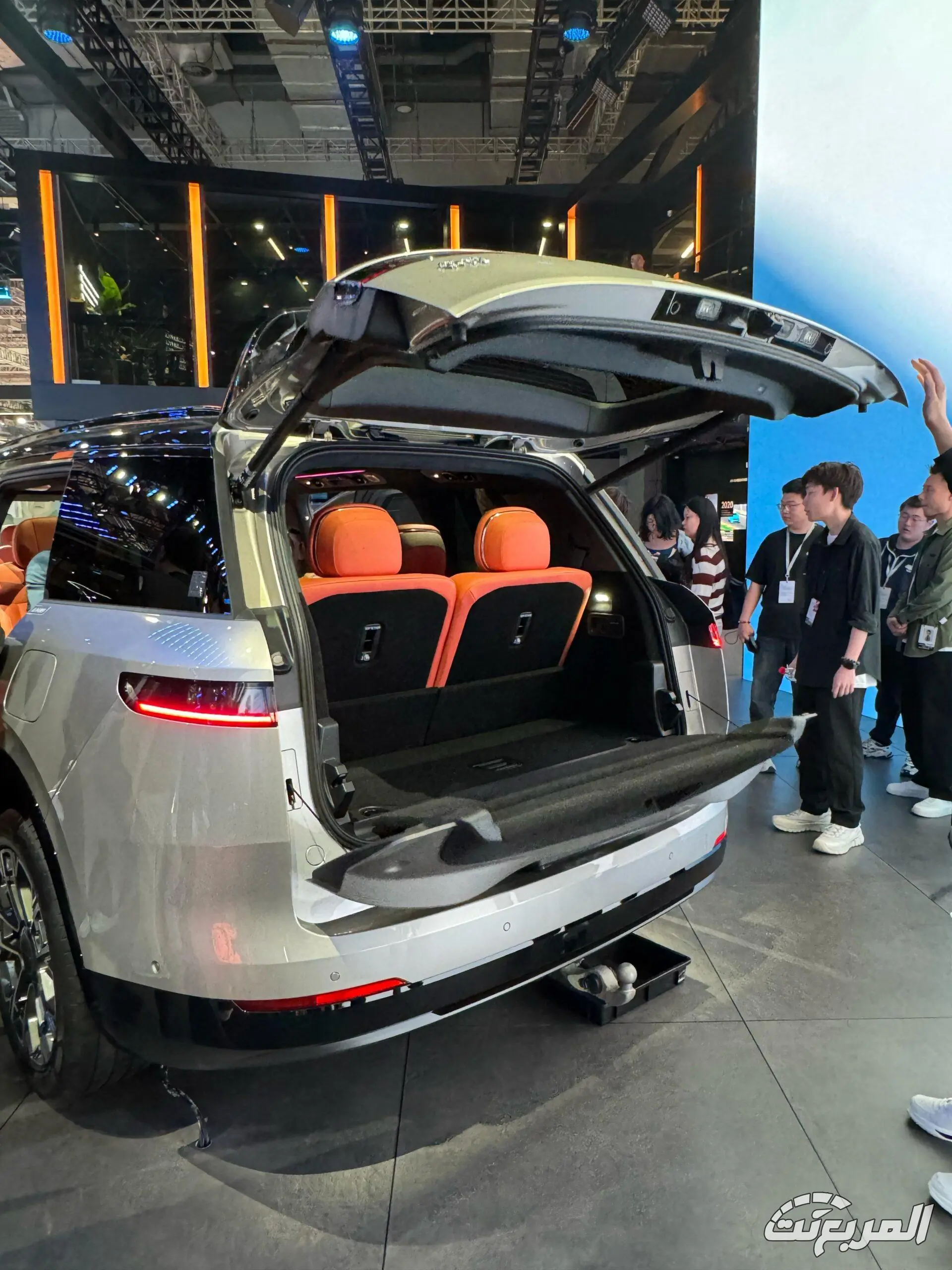 أبرز الإطلاقات من معرض شانغهاي للسيارات 2025: ثورة السيارات الكهربائية والهجينة أبرز الإطلاقات من معرض شانغهاي للسيارات 2025: ثورة السيارات الكهربائية والهجينة 11