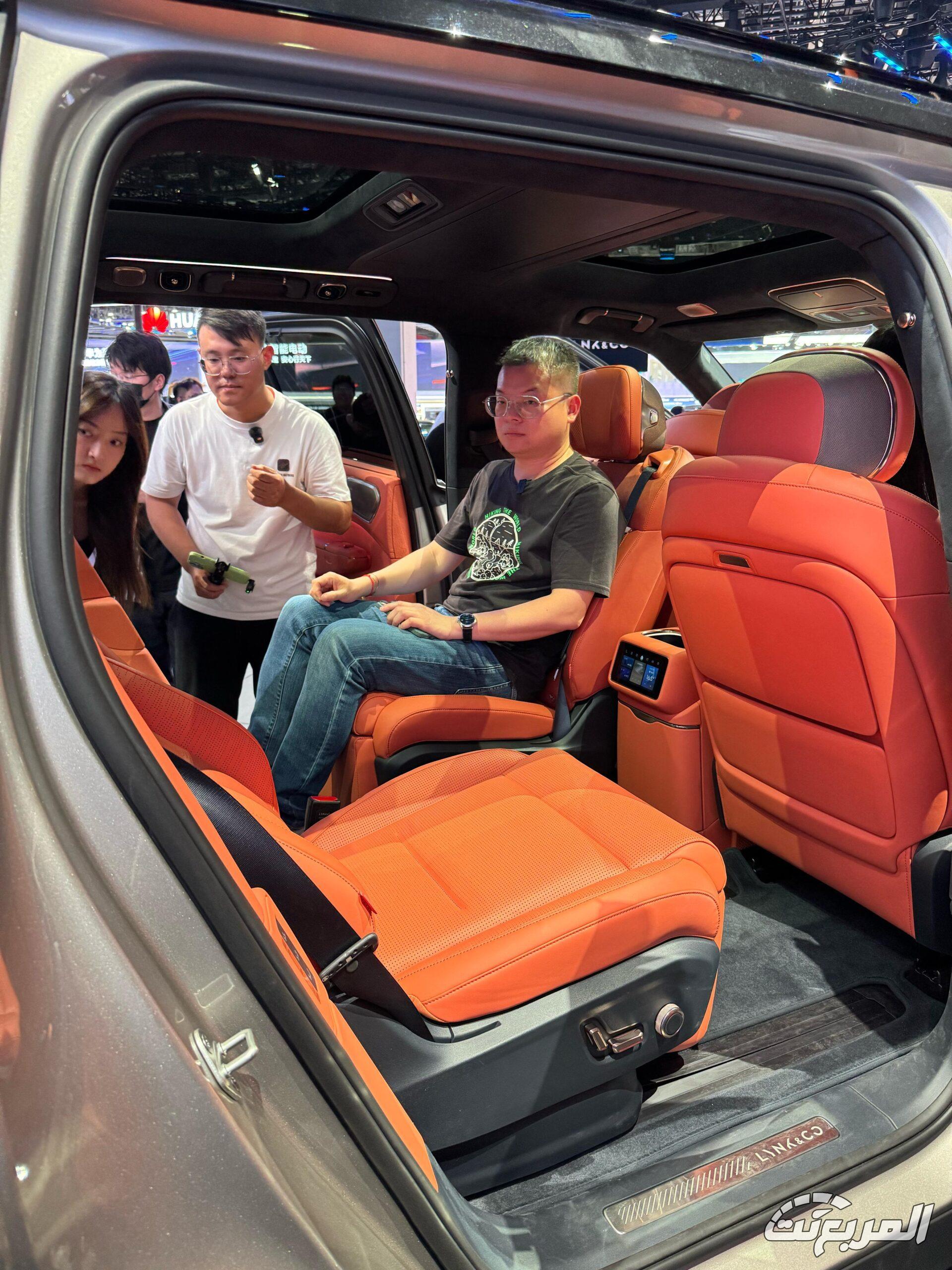 لينك اند كو 900 موديل 2026 هي السيارة الأفخم والأكبر في تاريخ العلامة "مواصفات وصور" لينك اند كو 900 موديل 2026 هي السيارة الأفخم والأكبر في تاريخ العلامة "مواصفات وصور" 3