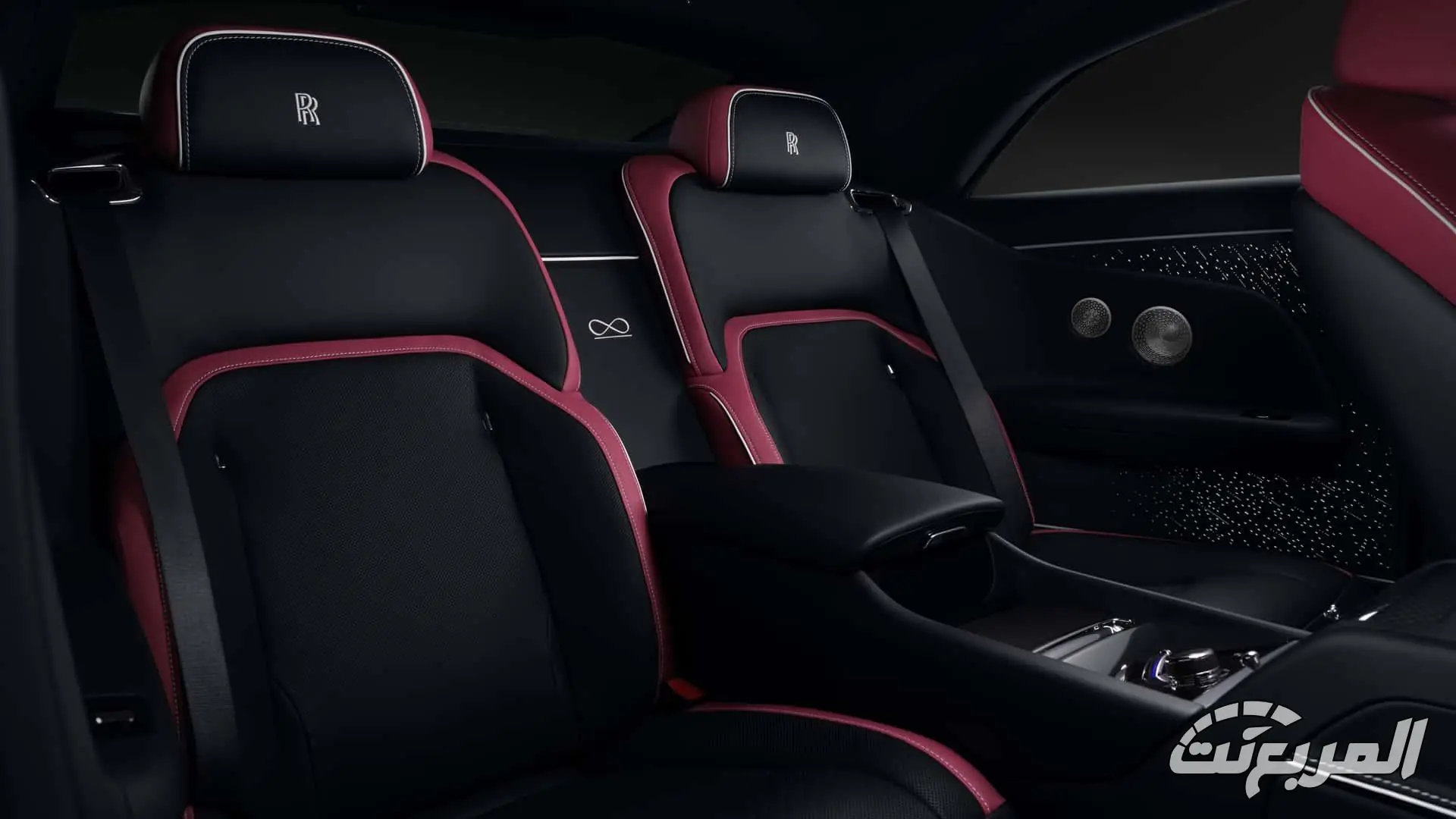 شرح سريع على رولزرويس سبيكتر بلاك بادج 2025 الجديدة شرح سريع على رولزرويس سبيكتر بلاك بادج 2025 الجديدة 9