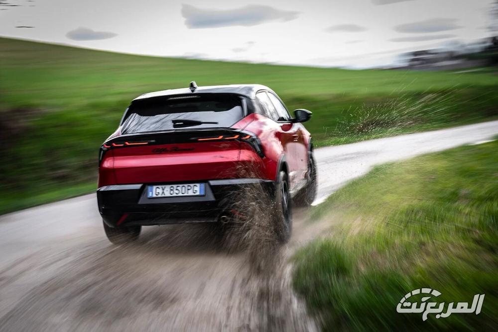 الفا-روميو-جونيور-المربع-نت-33