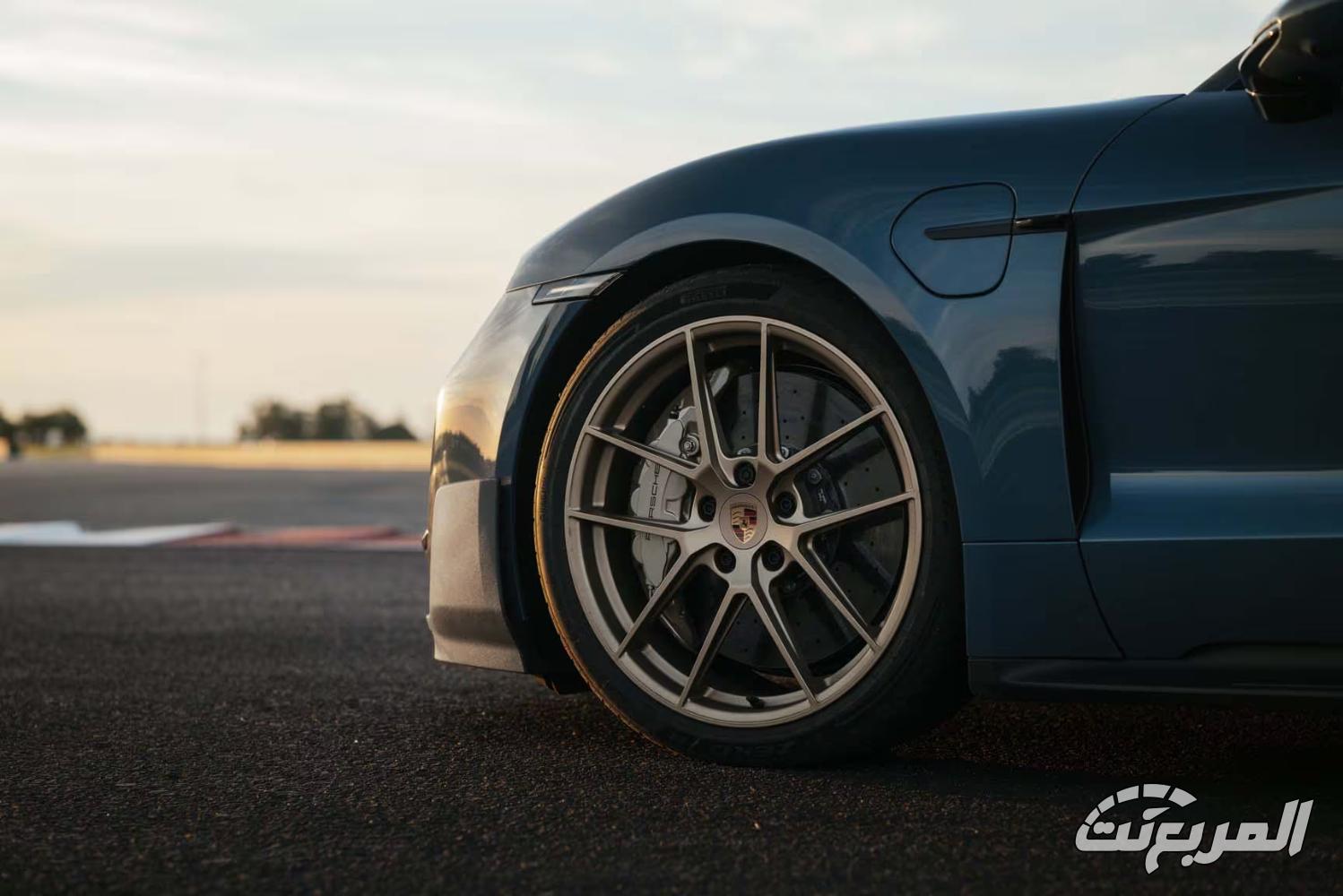 بورش-تايكان-المربع-نت-1-7