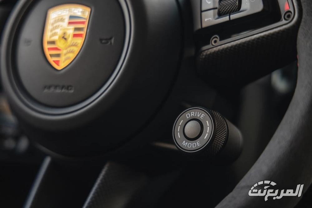 بورش-تايكان-المربع-نت-1-2