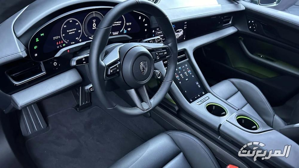 بورش-تايكان-المربع-نت-11