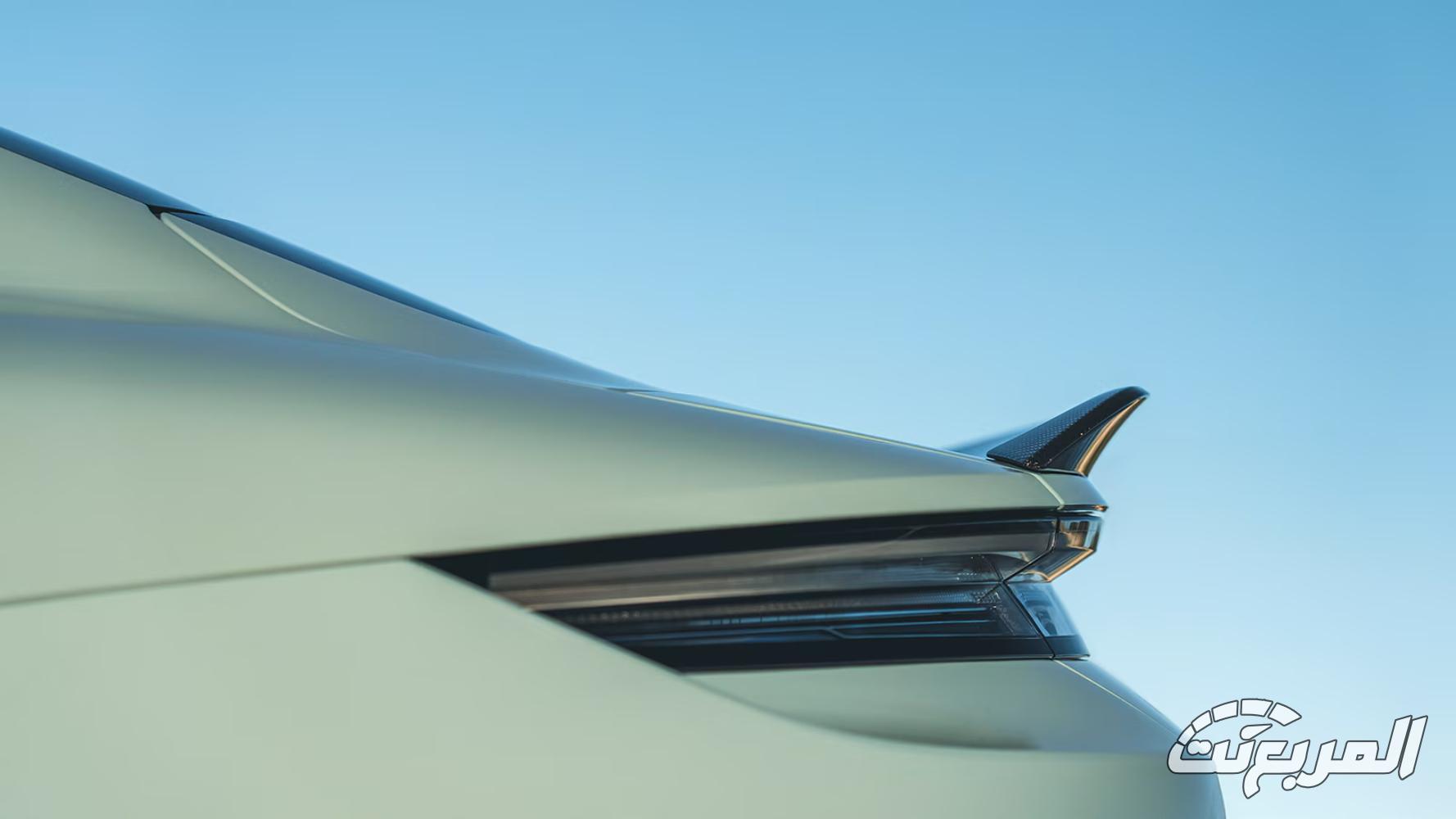 بورش-تايكان-المربع-نت-12-6