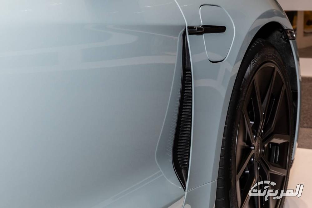 بورش-تايكان-المربع-نت-17-5