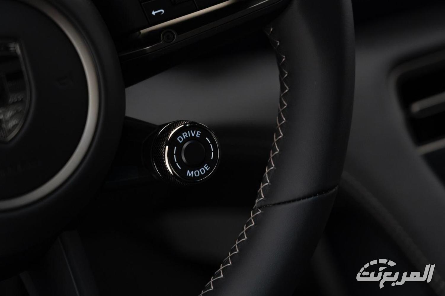 بورش-تايكان-المربع-نت-25-2