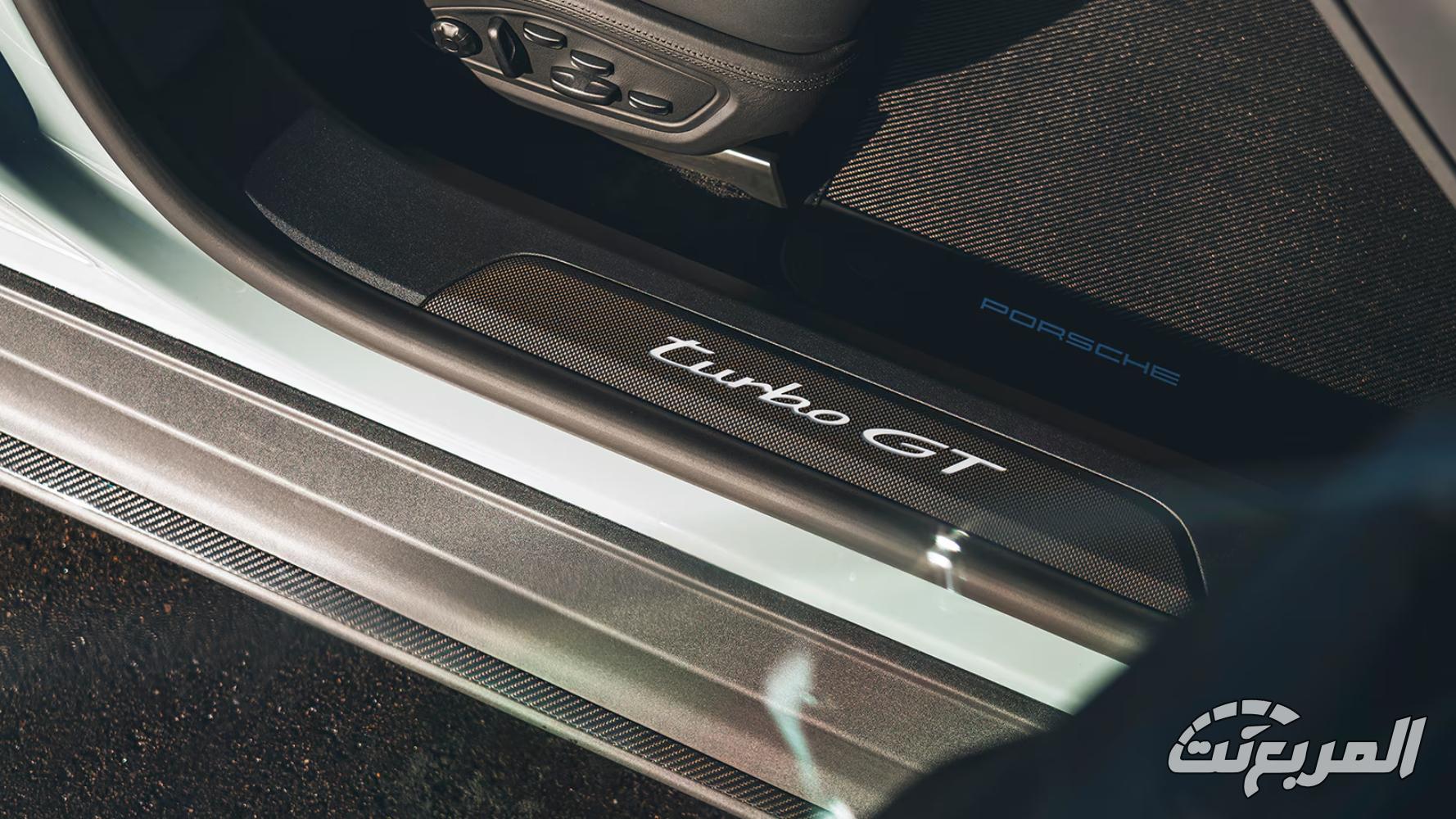 بورش-تايكان-المربع-نت-4-9