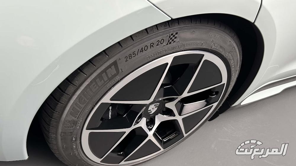 بورش-تايكان-المربع-نت-7-2