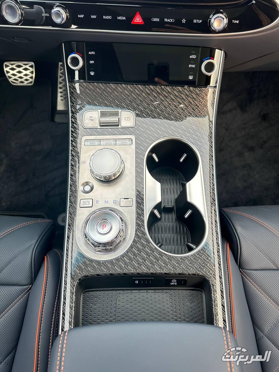 جينيسيس-gv70-2025-المربع-نت-12-3