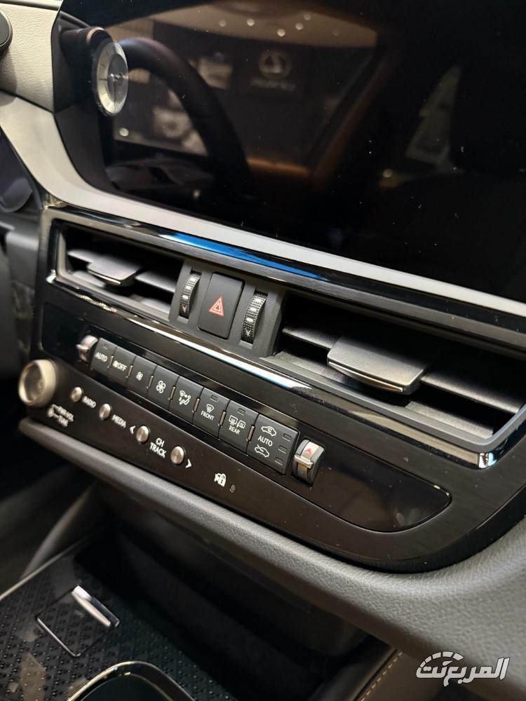 أفضل سيارات سيدان كبيرة الحجم في السعودية 2025 (الأسعار والمواصفات) أفضل سيارات سيدان كبيرة الحجم في السعودية 2025 (الأسعار والمواصفات) 19