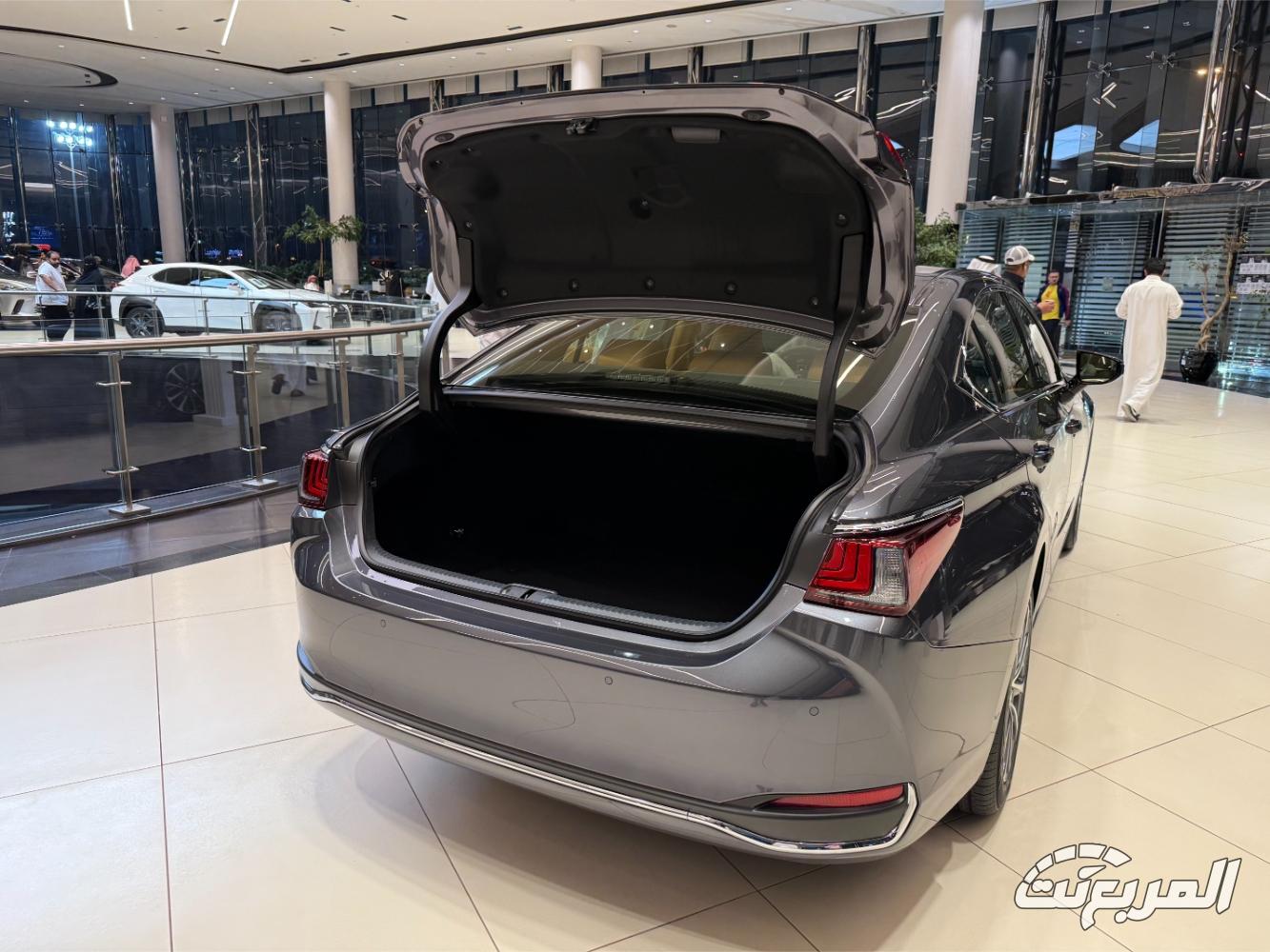 لكزس-es-المربع-نت-21-3