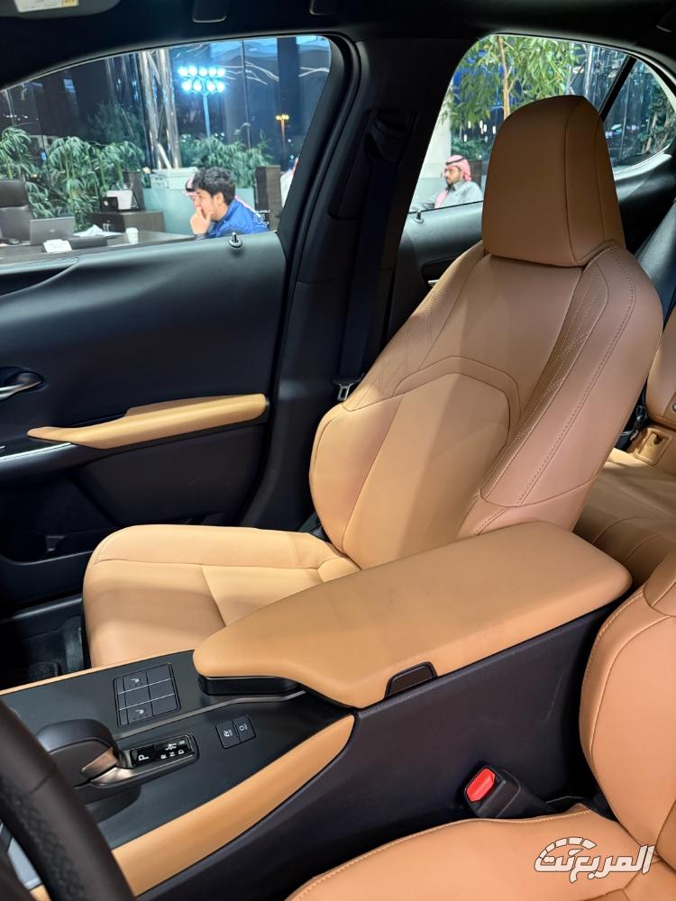 لكزس-ux-المربع-نت-8-3