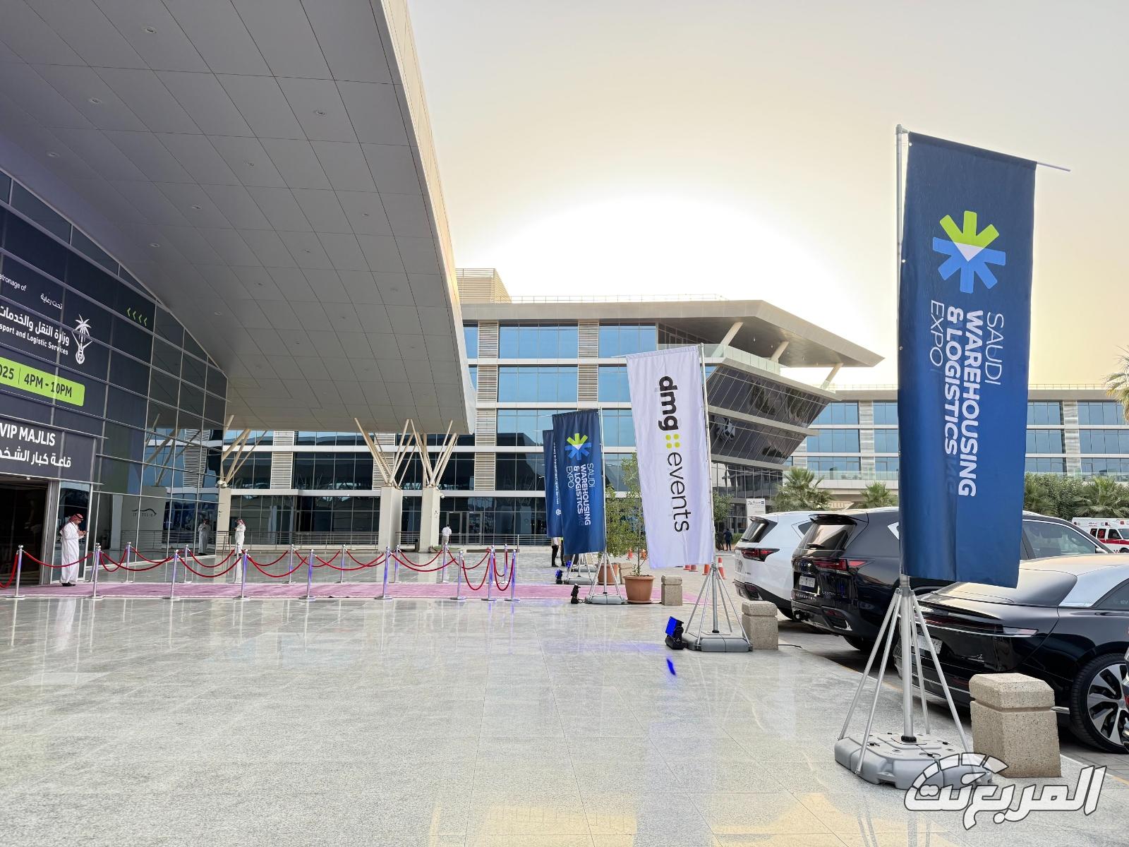 أوتوبوكس بن شيهون تستعرض خدمات المركبات الثقيلة في معرض سلاسل الإمداد والخدمات اللوجستية أوتوبوكس بن شيهون تستعرض خدمات المركبات الثقيلة في معرض سلاسل الإمداد والخدمات اللوجستية 4