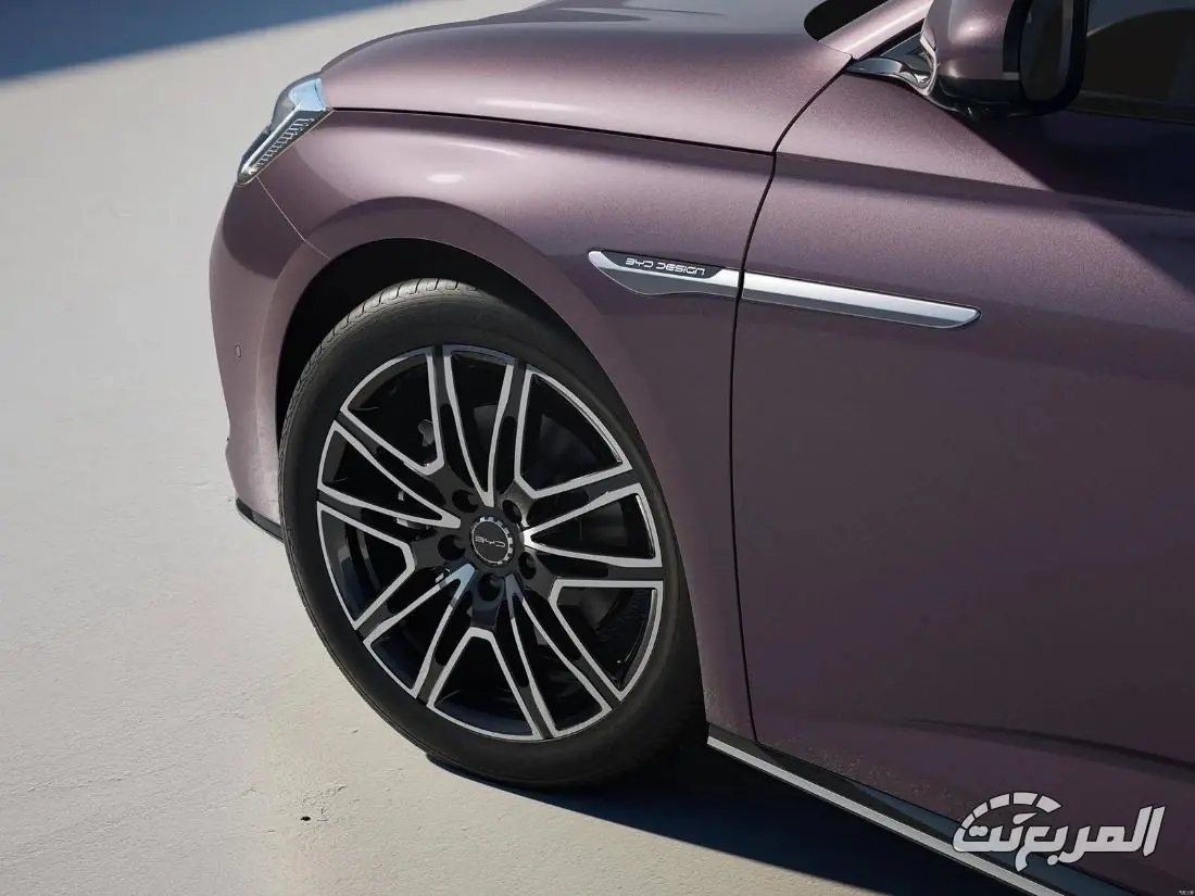 بي واي دي سيل 7 30