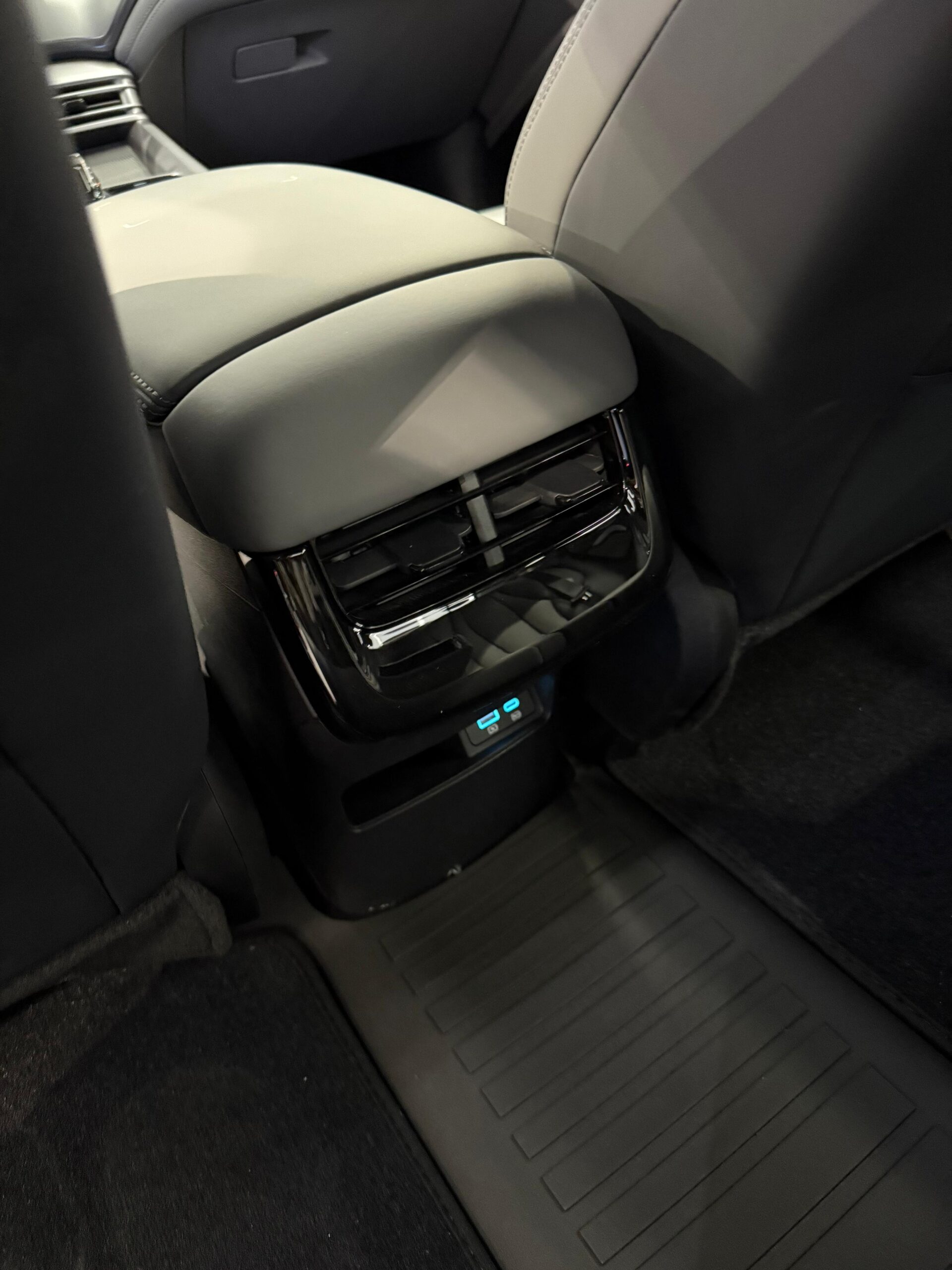 سعر بي واي دي سيل 7 36