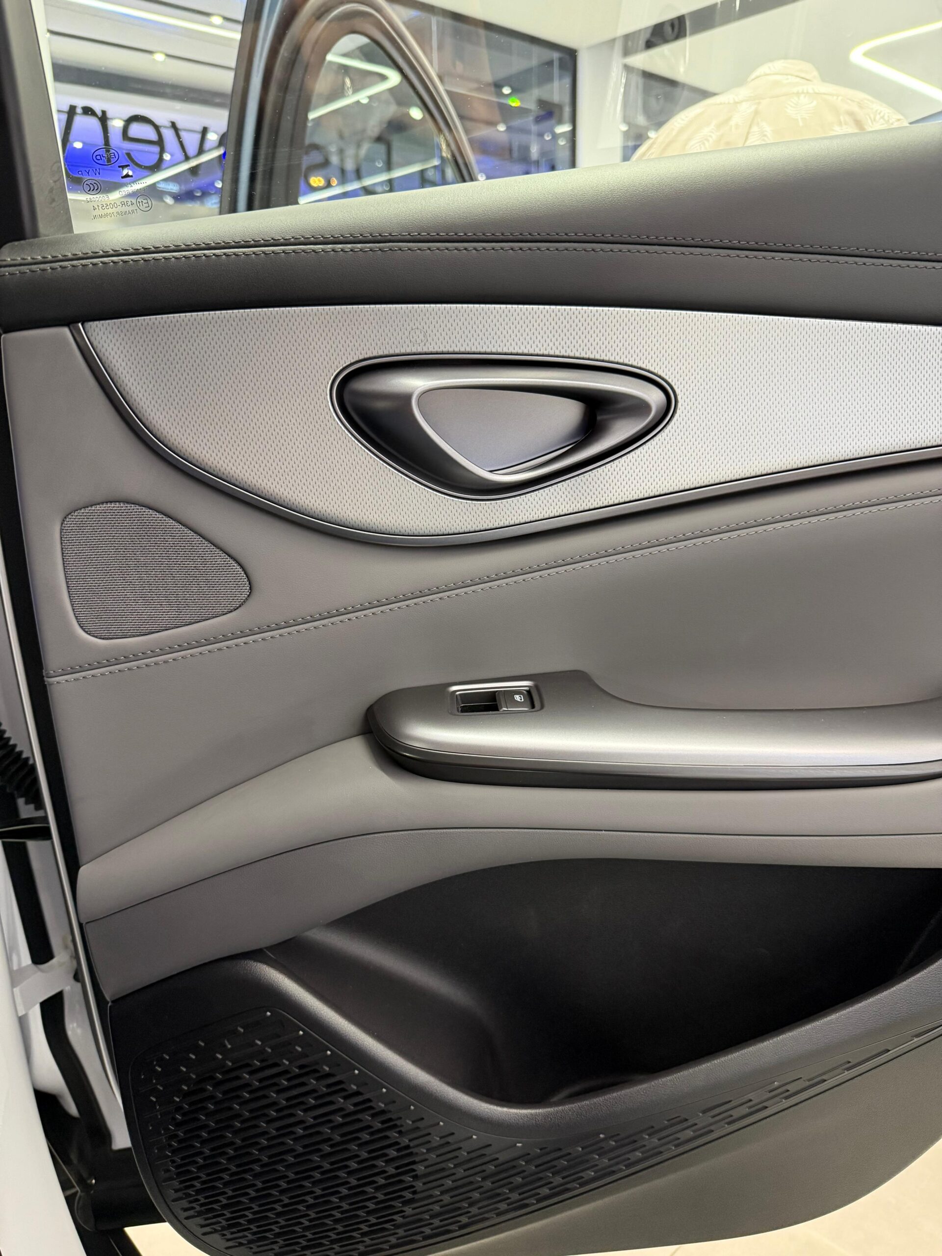 بي واي دي سيل 7 76