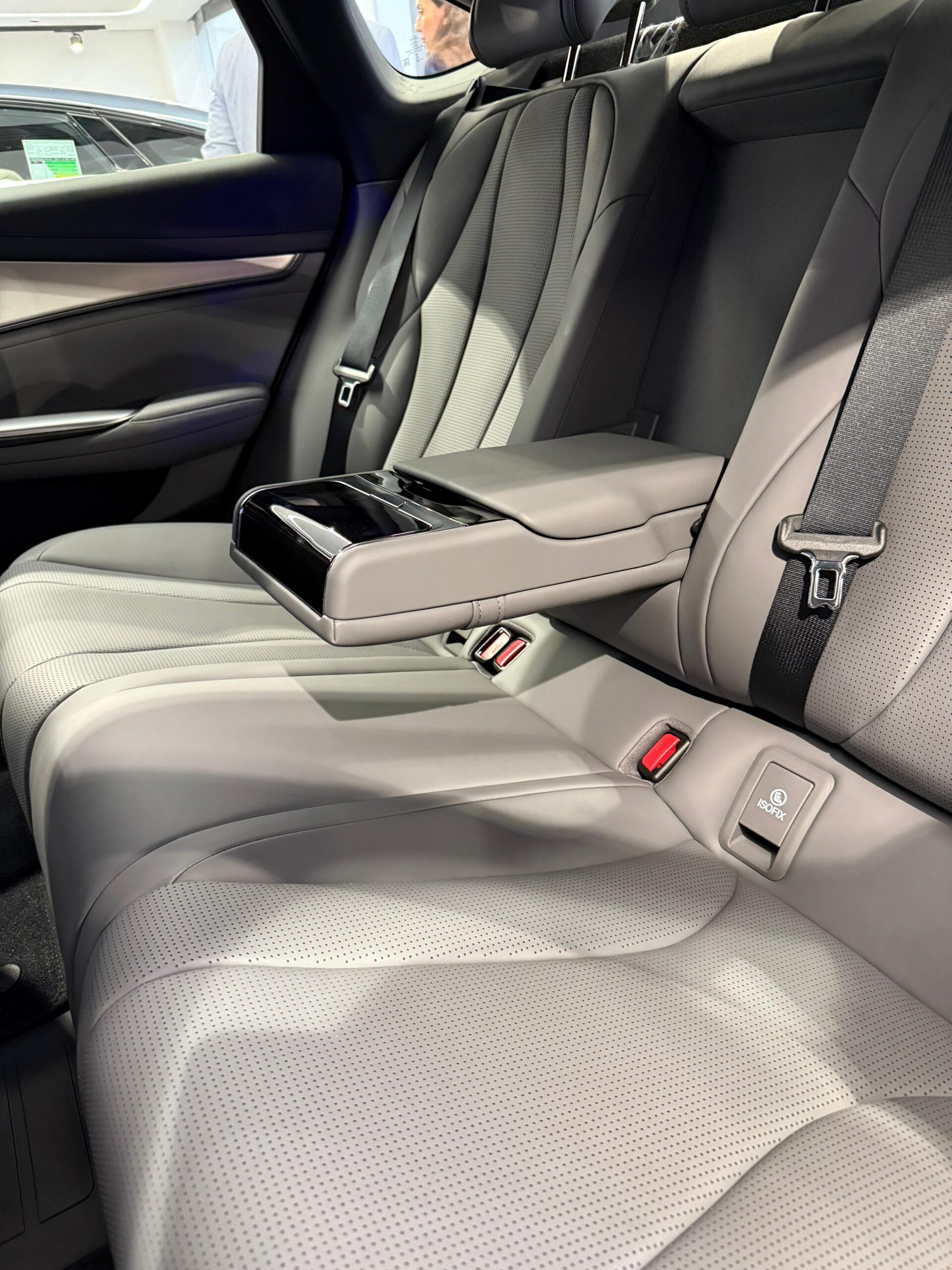 صور بي واي دي سيل 7 الجديدة بجودة عالية من الخارج والداخل واهم المعلومات صور بي واي دي سيل 7 78