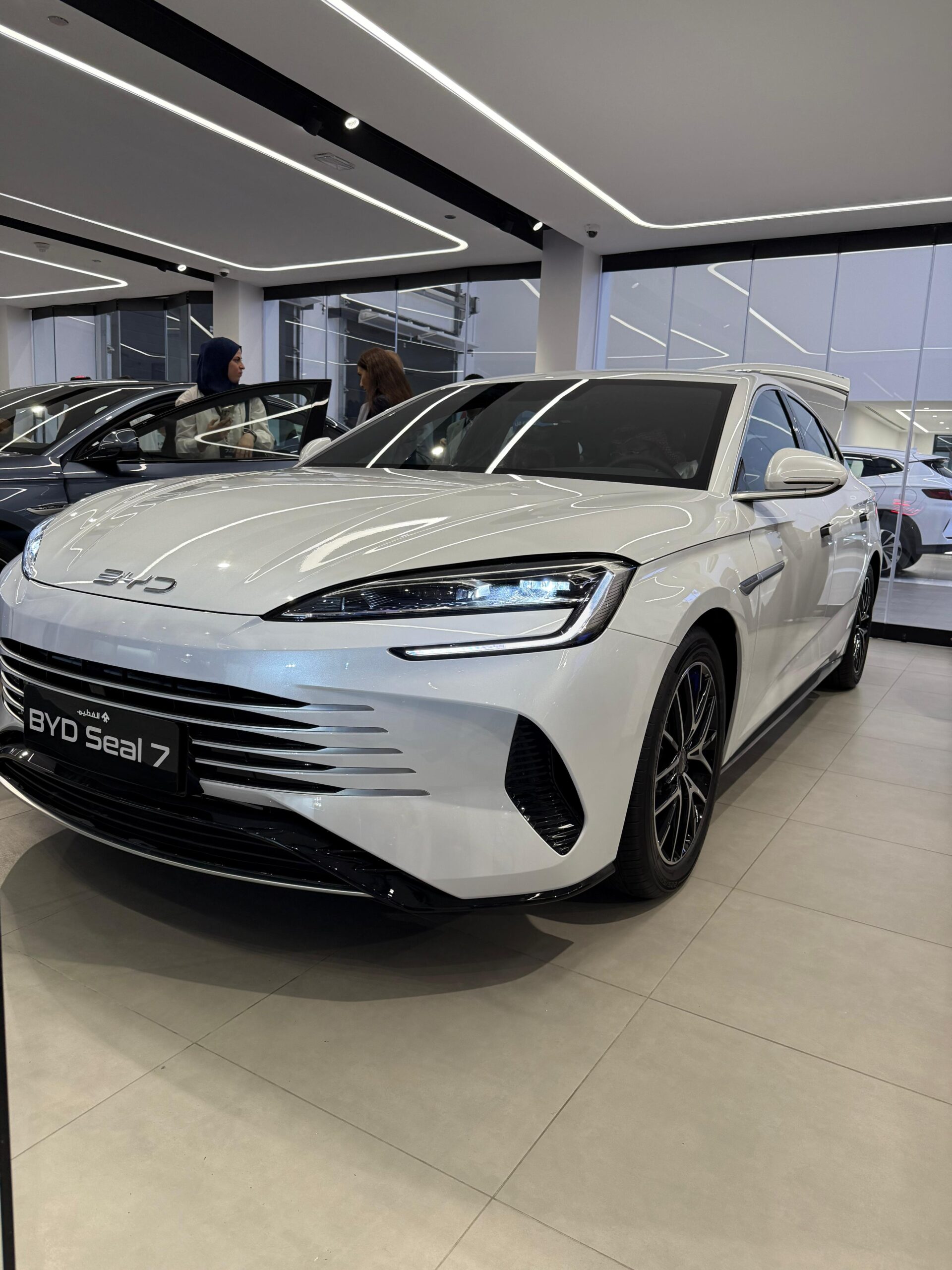 بي واي دي سيل 7 2026 الجديدة بجميع الفئات والأسعار المتوفرة مع ابرز المميزات والعيوب صور بي واي دي سيل 7 81