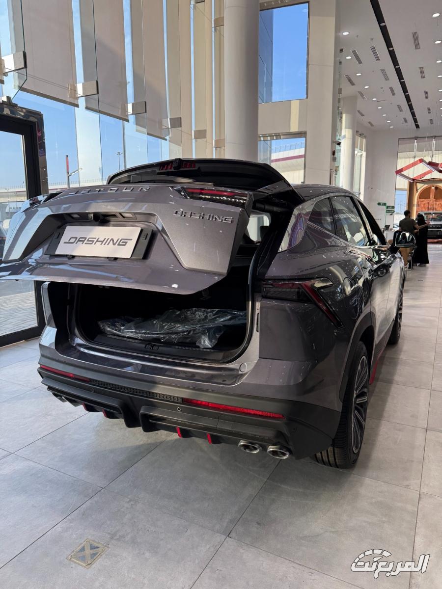 أفضل جيب جيتور 2025 في السعودية مع الأسعار والتجهيزات (فيديو وصور) أفضل جيب جيتور 2025 في السعودية مع الأسعار والتجهيزات (فيديو وصور) 37