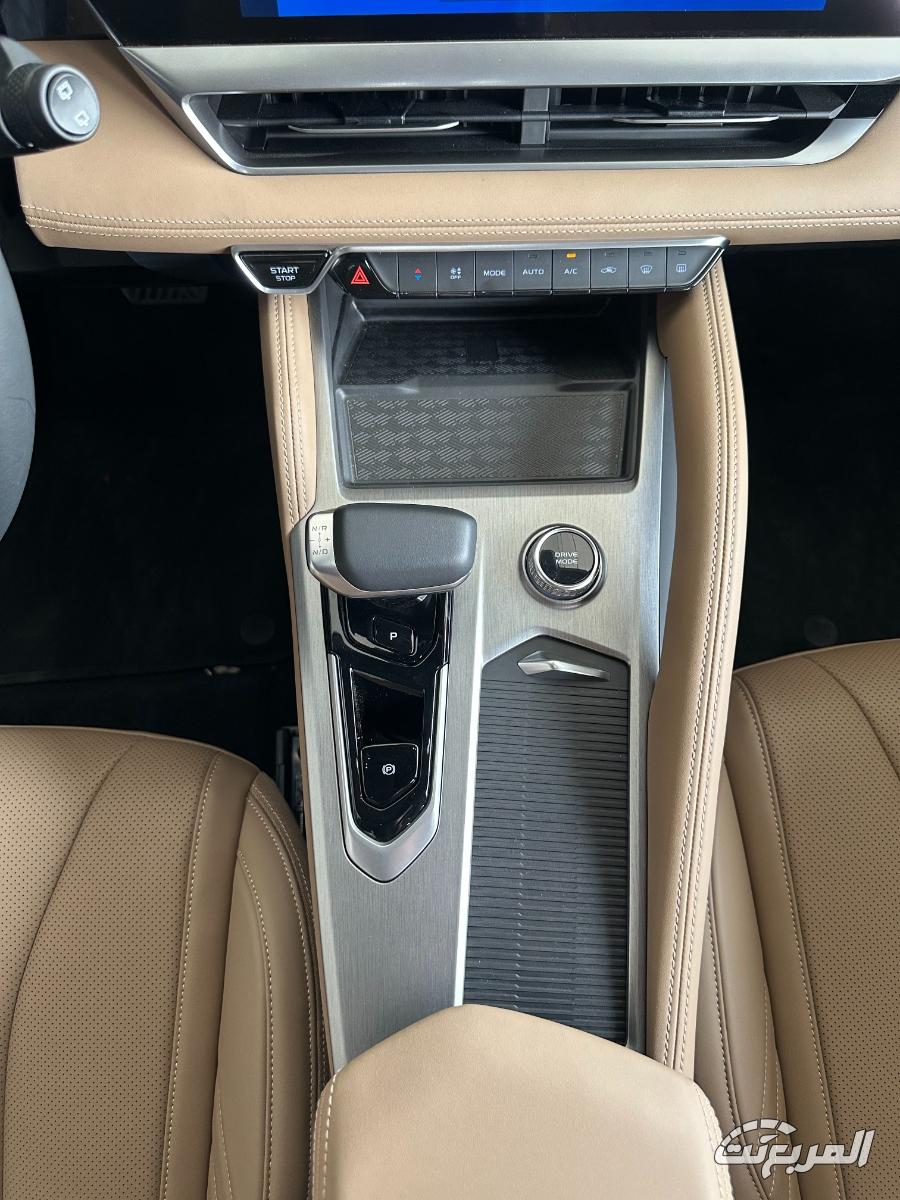 صور رينو كوليوس الجديدة كليا 2026 بجودة عالية من الداخل والخارج مع مزايا السيارة العائلية صور رينو كوليوس الجديدة كليا 2026 بجودة عالية من الداخل والخارج مع مزايا السيارة العائلية 22