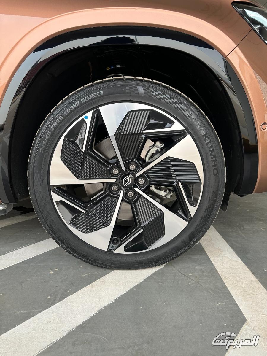 صور رينو كوليوس الجديدة كليا 2026 بجودة عالية من الداخل والخارج مع مزايا السيارة العائلية صور رينو كوليوس الجديدة كليا 2026 بجودة عالية من الداخل والخارج مع مزايا السيارة العائلية 10