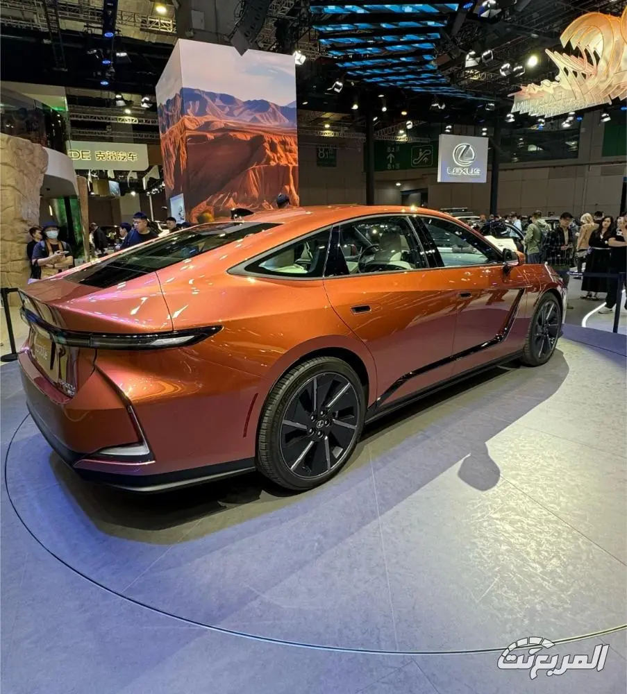 لكزس الجديدة ES 2026 صارت كهربائية وهايبرد فقط!.. حلقة من جديد السيارات لكزس الجديدة ES 2026 صارت كهربائية وهايبرد فقط!.. حلقة من جديد السيارات 8