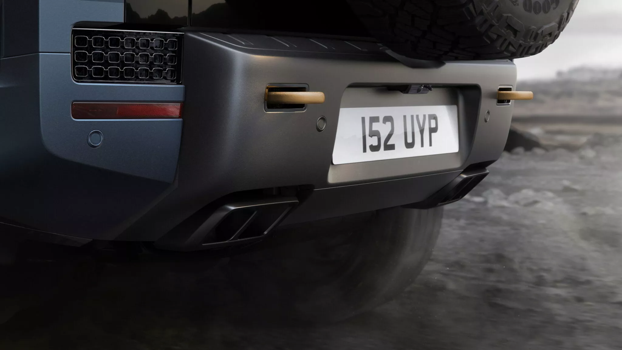 لاندروفر ديفندر 2026 فيس ليفت الجديدة تنطلق بتحديثات جمالية محدودة وشاشة لمسية أكبر حجماً 18