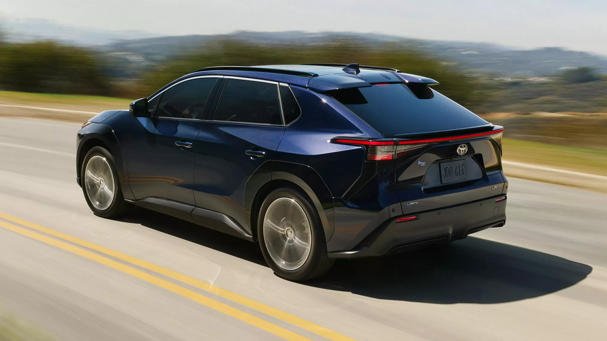 تويوتا bZ موديل 2026 الكهربائي الجديد ينطلق بقوة 343 حصان تويوتا bZ موديل 2026 الكهربائي الجديد ينطلق بقوة 343 حصان 2