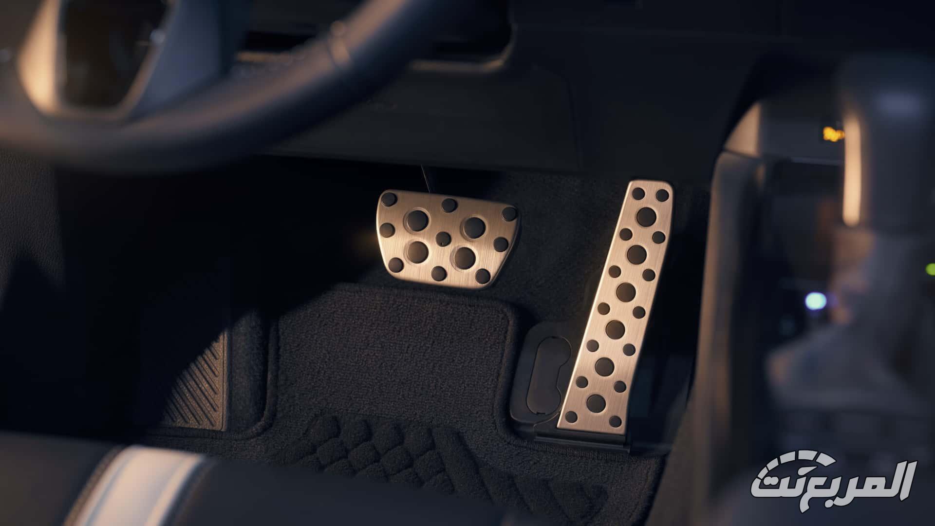 تويوتا كامري 2026 تحصل على إصدار Nightshade البديع بلمسات جمالية خاصة تويوتا كامري 2026 تحصل على إصدار Nightshade البديع بلمسات جمالية خاصة 9