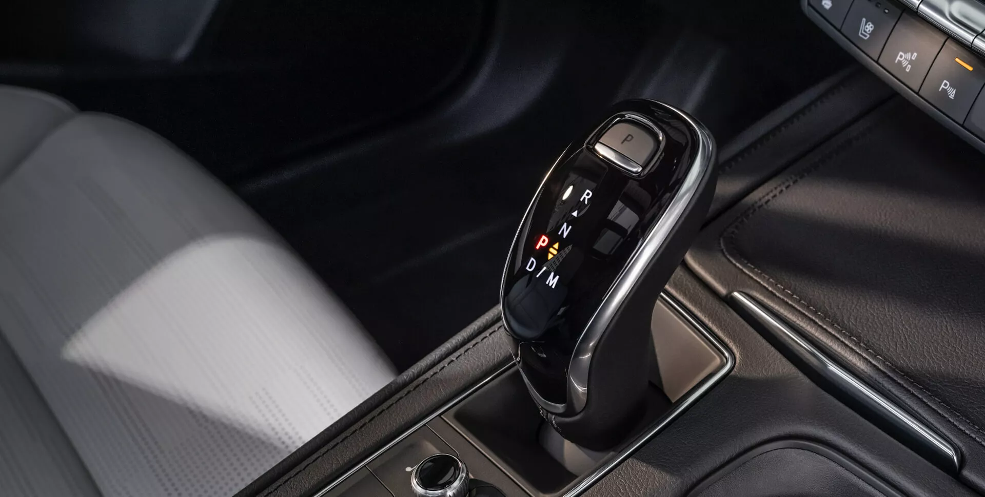 كاديلاك XT4 موديل 2025 ينطلق في الصين بأرخص سعر في تاريخ العلامة! كاديلاك XT4 موديل 2025 ينطلق في الصين بأرخص سعر في تاريخ العلامة! 10