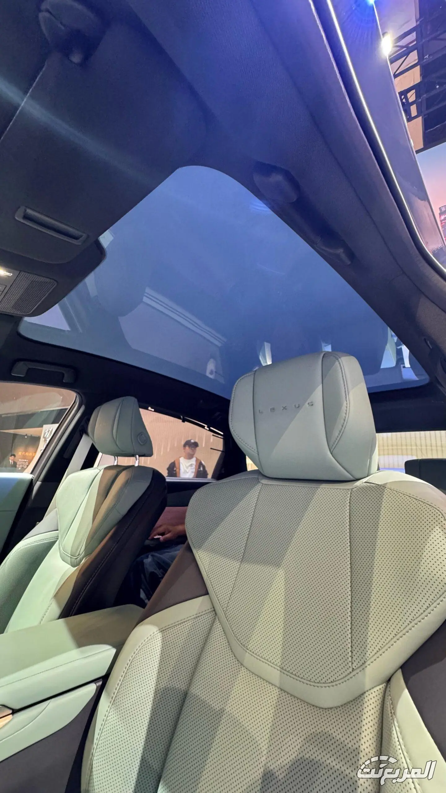 لكزس الجديدة ES 2026 صارت كهربائية وهايبرد فقط!.. حلقة من جديد السيارات لكزس الجديدة ES 2026 صارت كهربائية وهايبرد فقط!.. حلقة من جديد السيارات 4