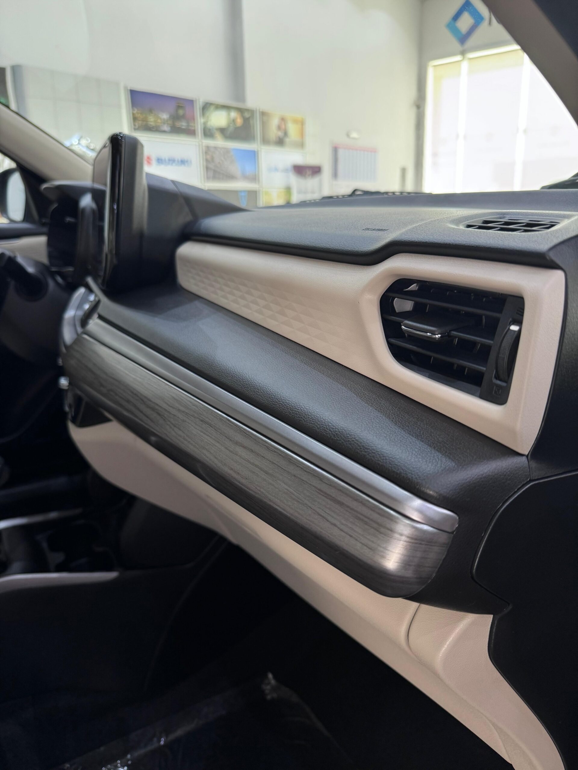 نجيب أوتو تطلق سوزوكي ديزاير 2025 الجيل الرابع بتصميم عصري وتقنيات جديدة نجيب أوتو تطلق سوزوكي ديزاير 2025 الجيل الرابع بتصميم عصري وتقنيات جديدة 33