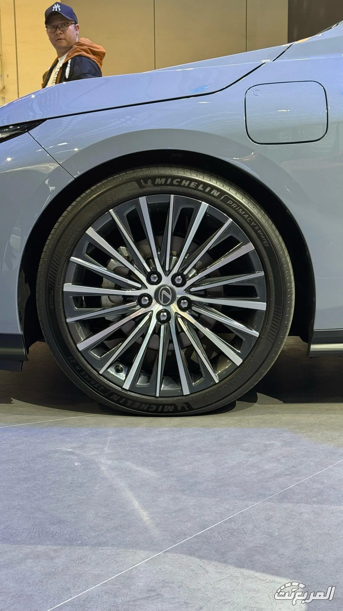 لكزس الجديدة ES 2026 صارت كهربائية وهايبرد فقط!.. حلقة من جديد السيارات لكزس الجديدة ES 2026 صارت كهربائية وهايبرد فقط!.. حلقة من جديد السيارات 6