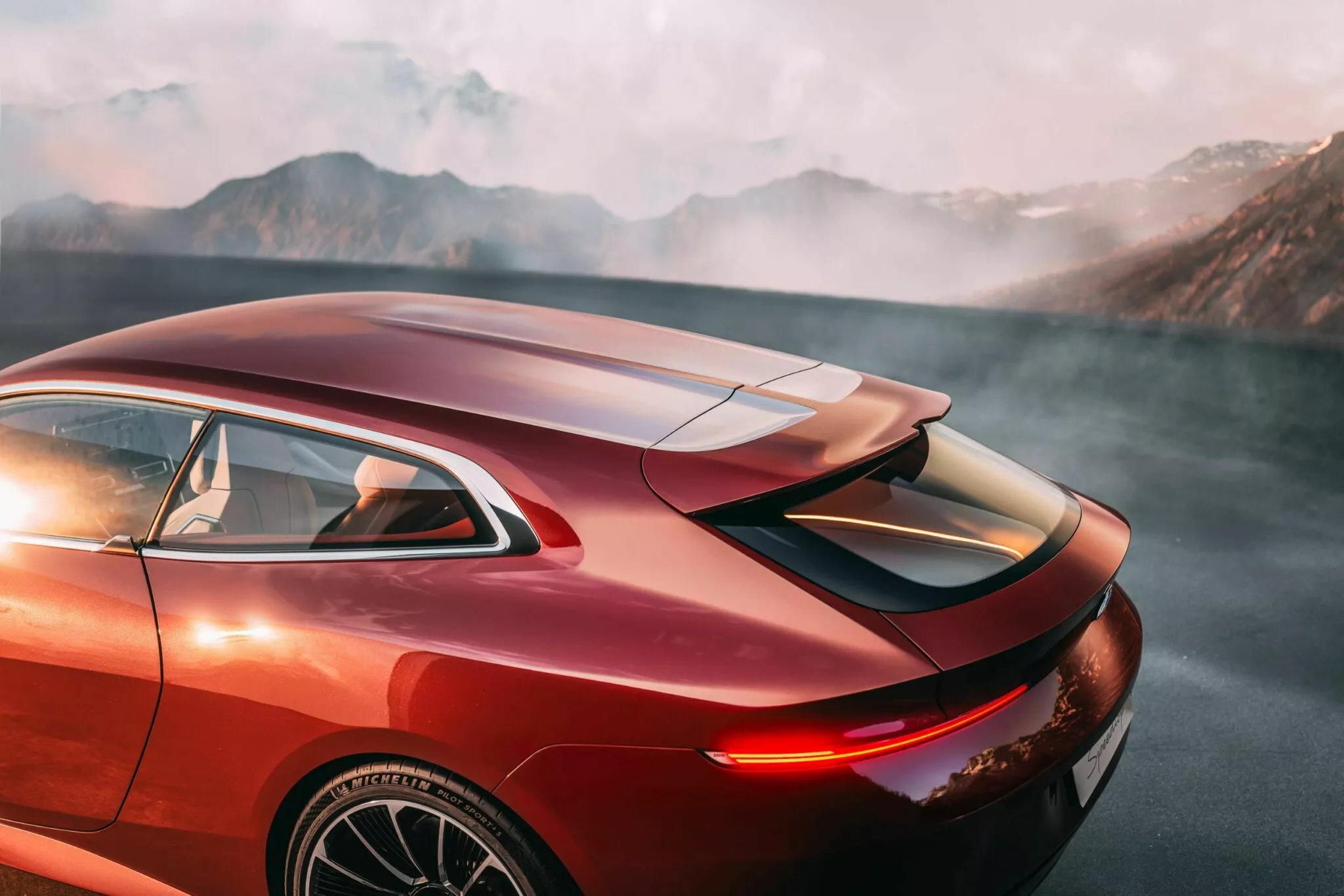 بي ام دبليو سبيد توب الجديدة تنطلق بتصميم مذهل وقوة 617 حصان وإنتاج حصري جداً 12