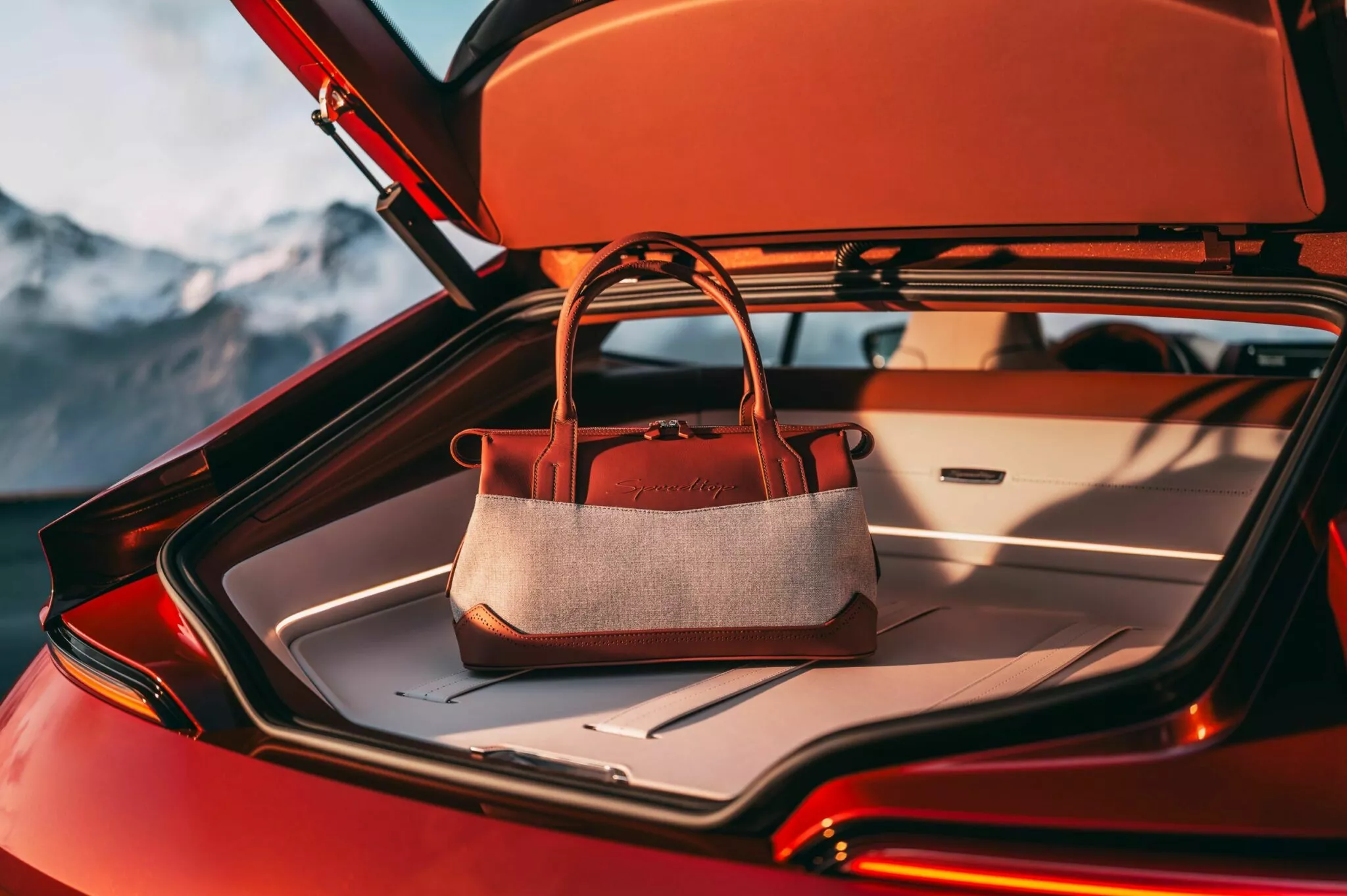 بي ام دبليو سبيد توب الجديدة تنطلق بتصميم مذهل وقوة 617 حصان وإنتاج حصري جداً 28