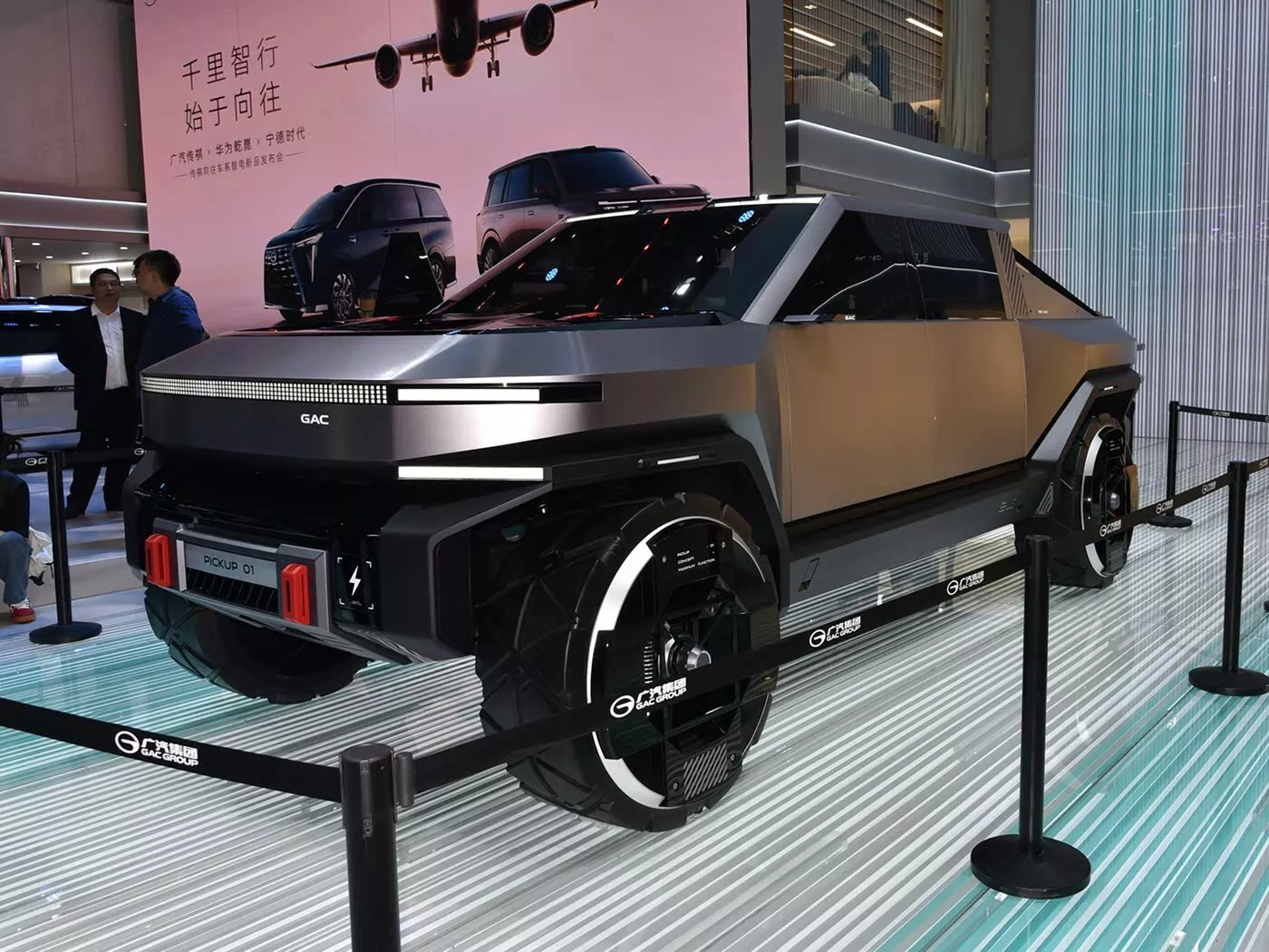 جي ايه سي بيك أب 01 المستقبلية الجريئة قادمة للسعودية وباقي الأسواق خلال عامين لمنافسة سايبرتراك  11